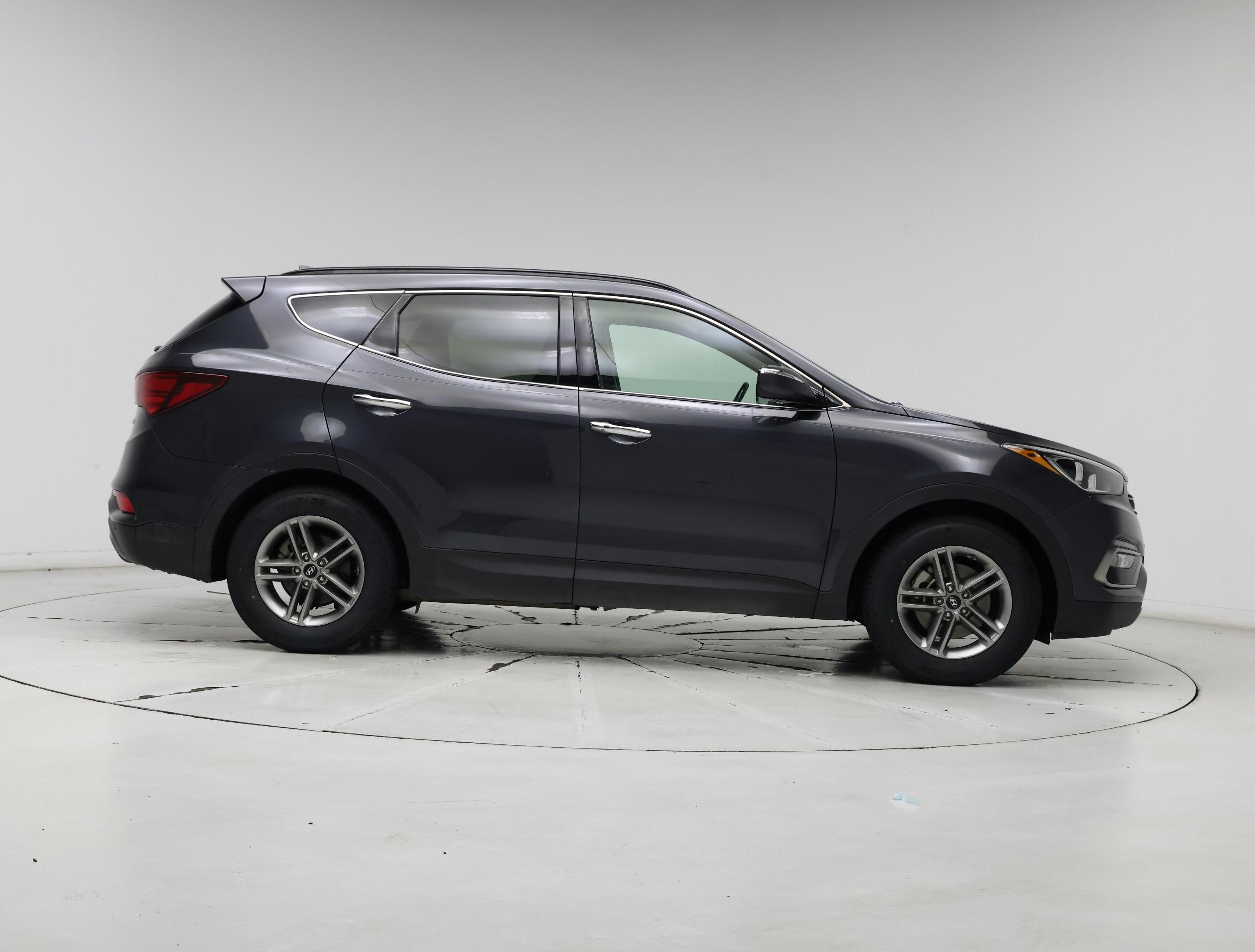 Thumbnail: 2017 Hyundai Santa Fe - 7