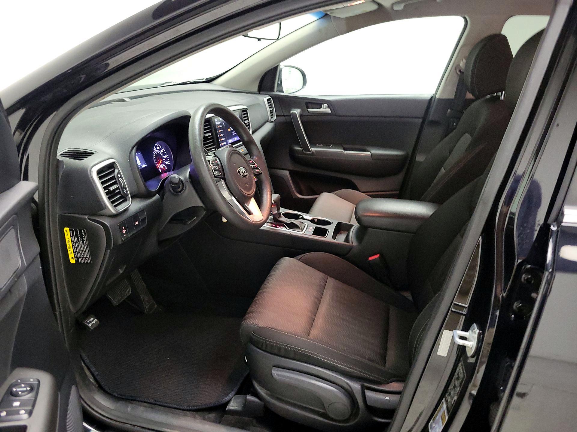 Thumbnail: 2020 Kia Sportage - 11