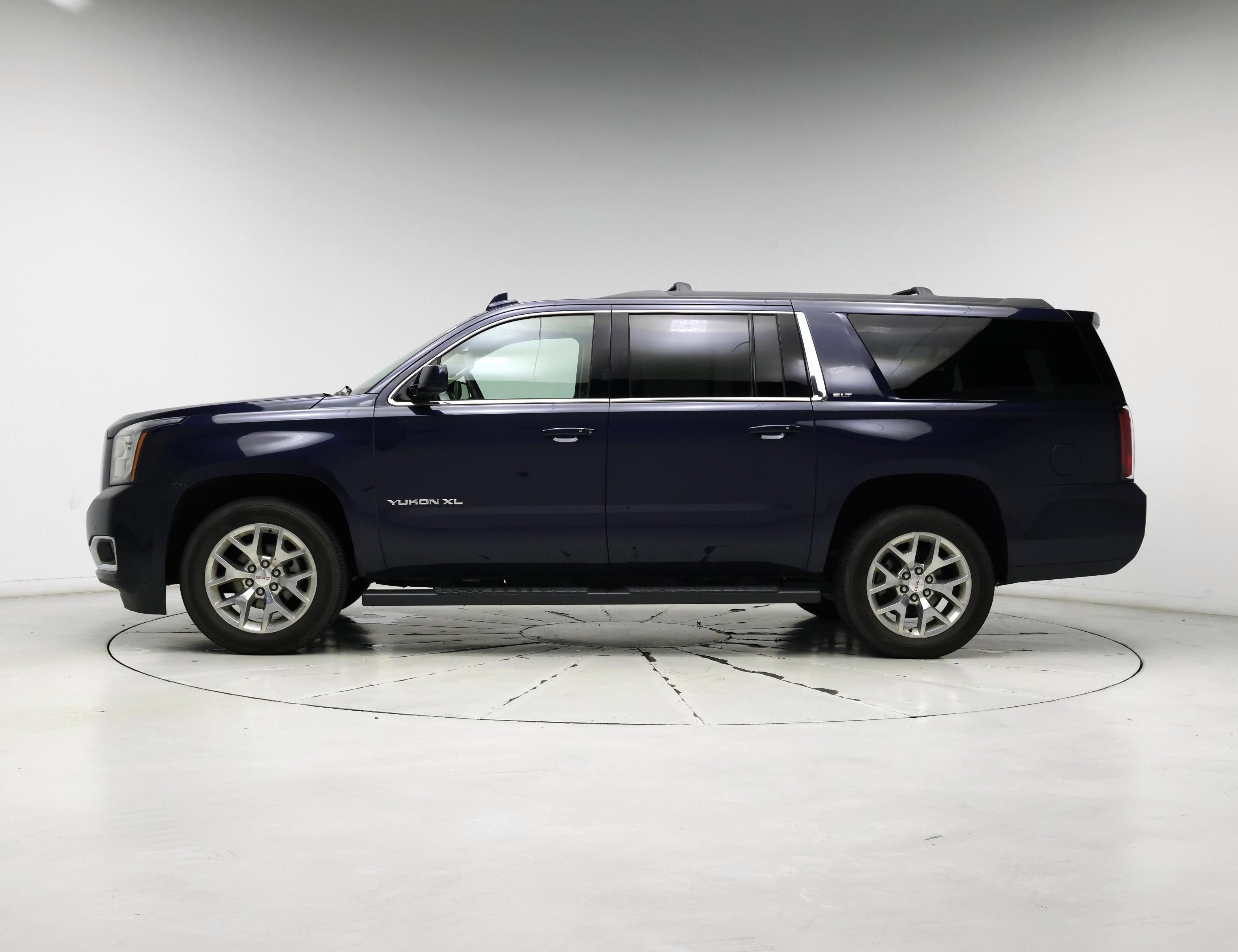 Thumbnail: 2017 GMC Yukon - 3