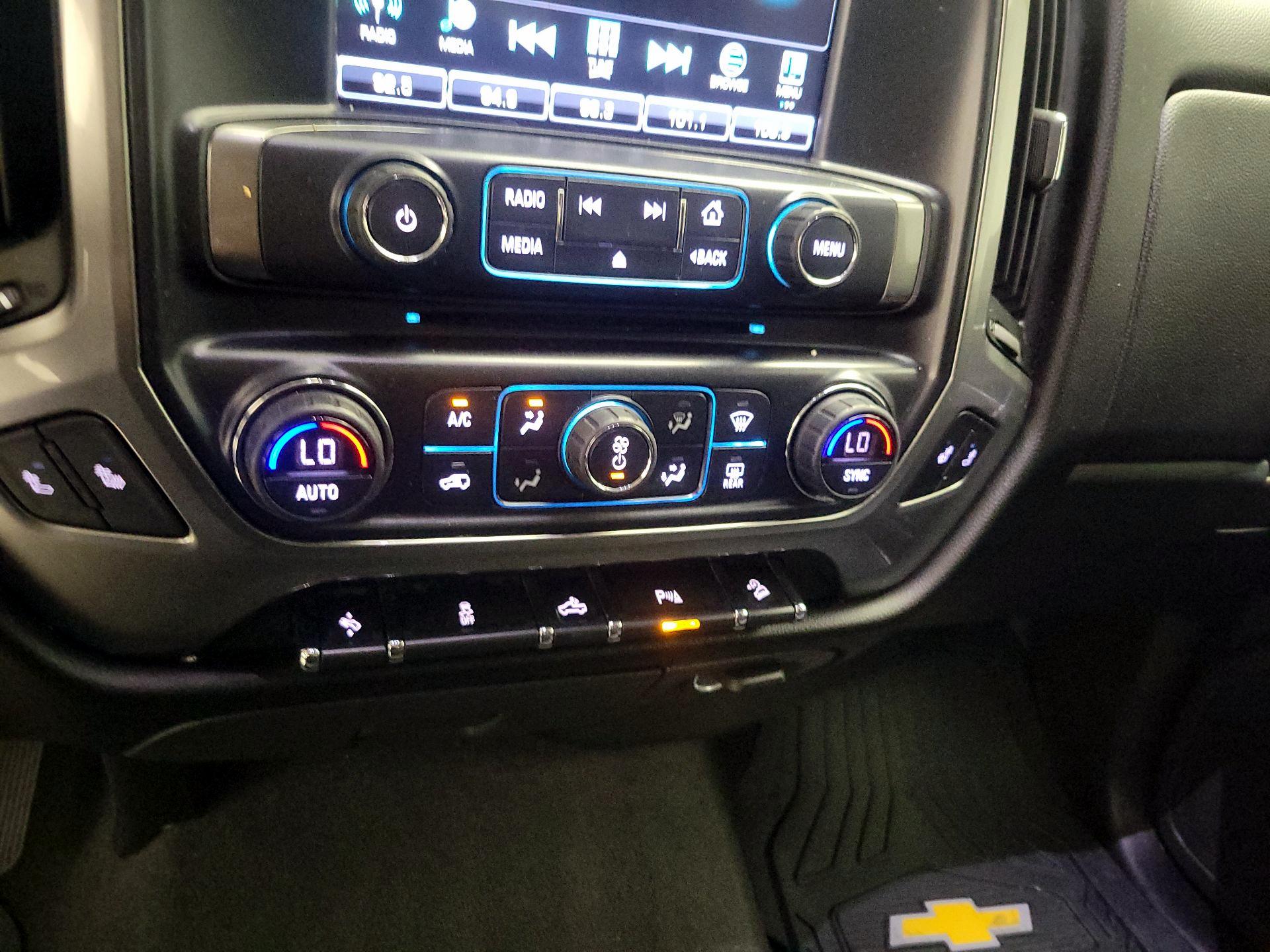 Thumbnail: 2018 Chevrolet Silverado 1500 - 16