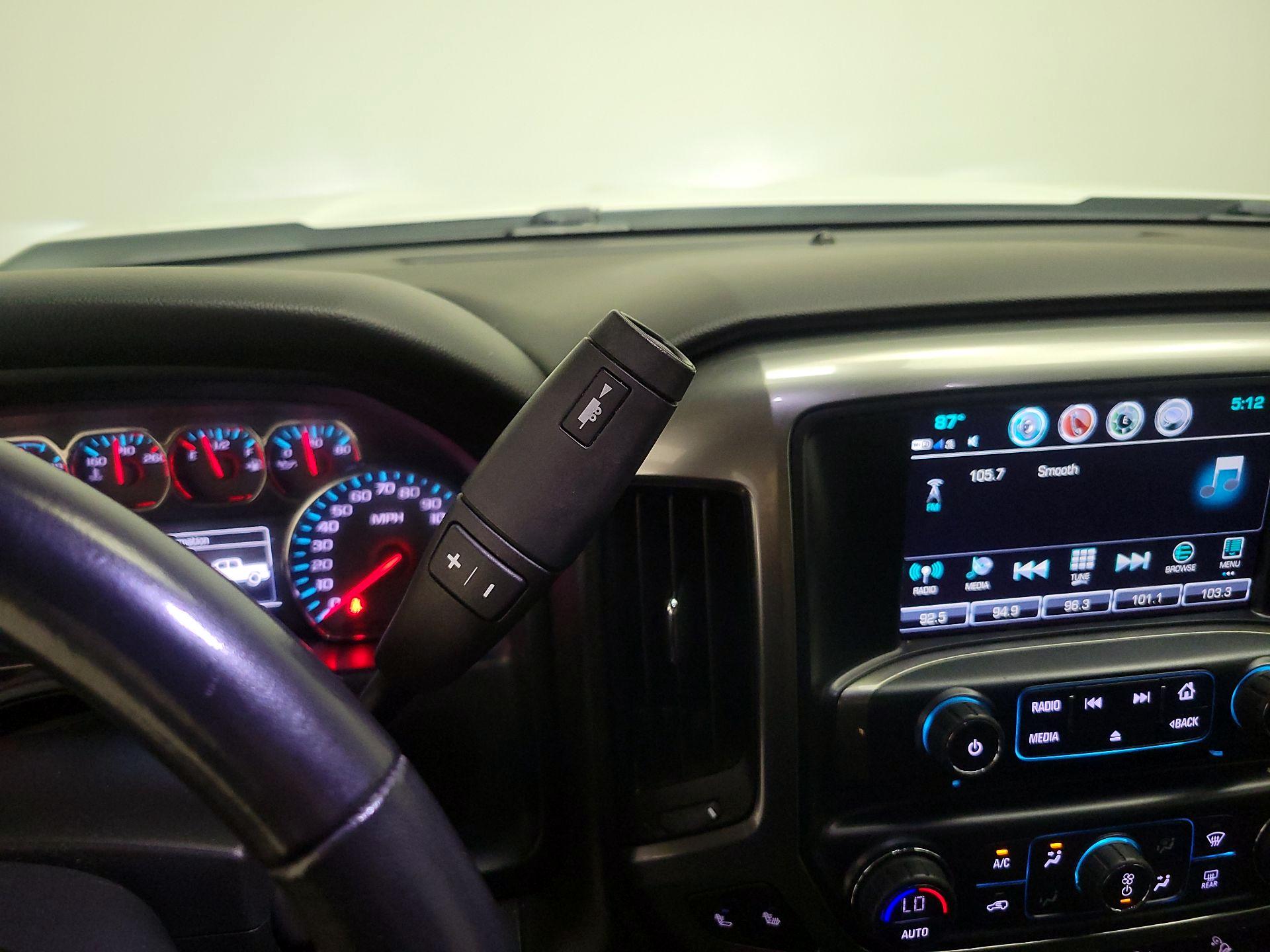 Thumbnail: 2018 Chevrolet Silverado 1500 - 17