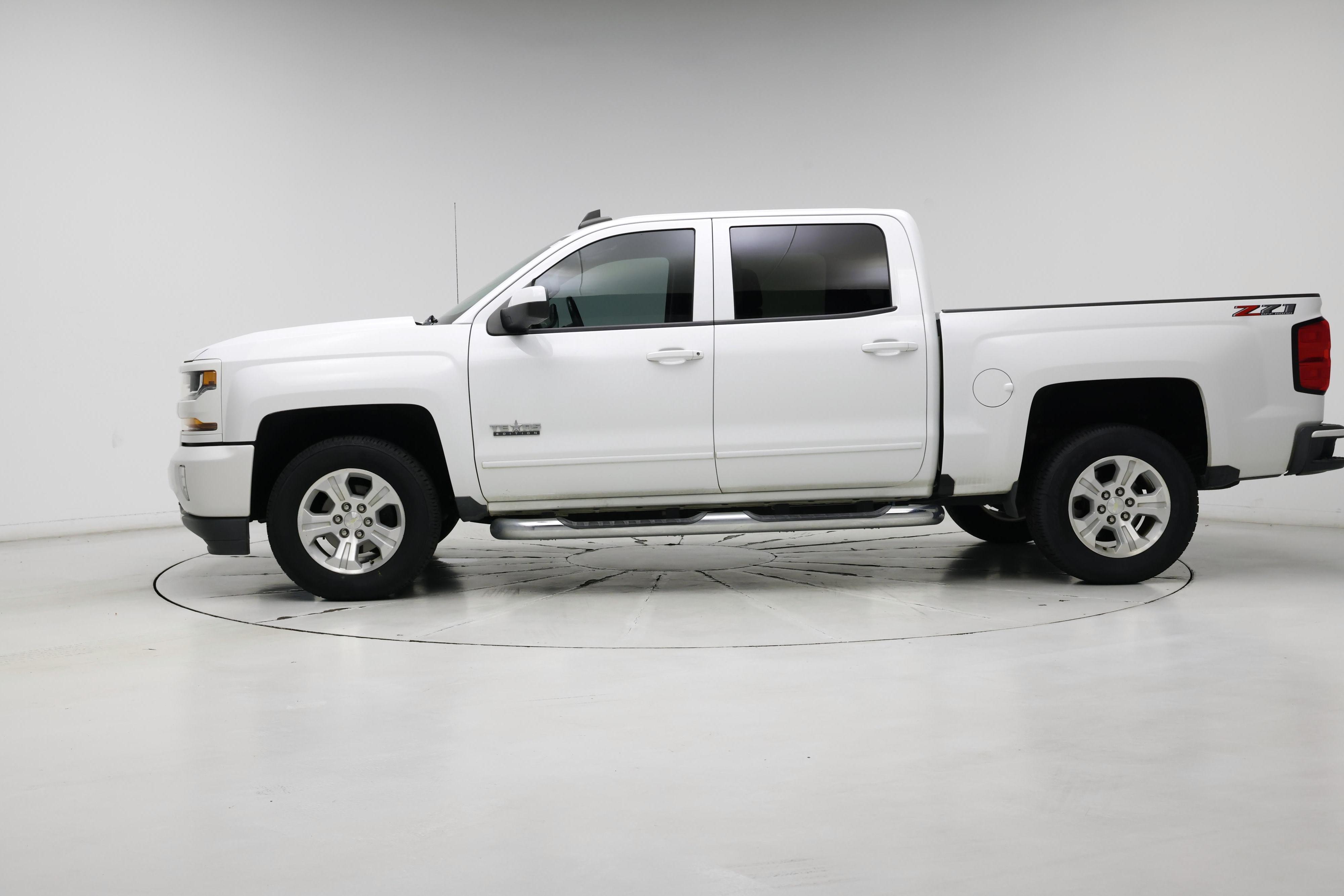 Thumbnail: 2018 Chevrolet Silverado 1500 - 3