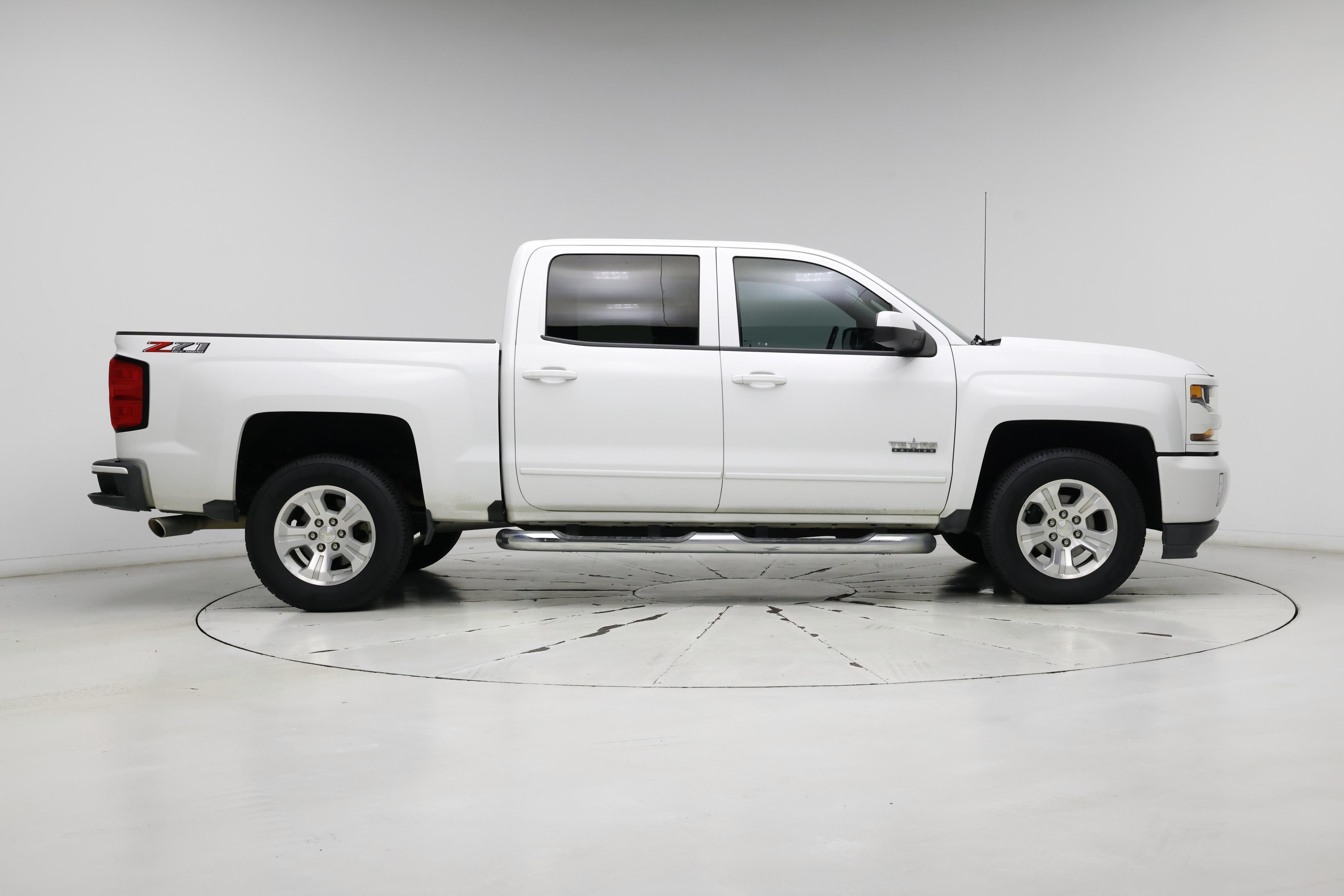 Thumbnail: 2018 Chevrolet Silverado 1500 - 7