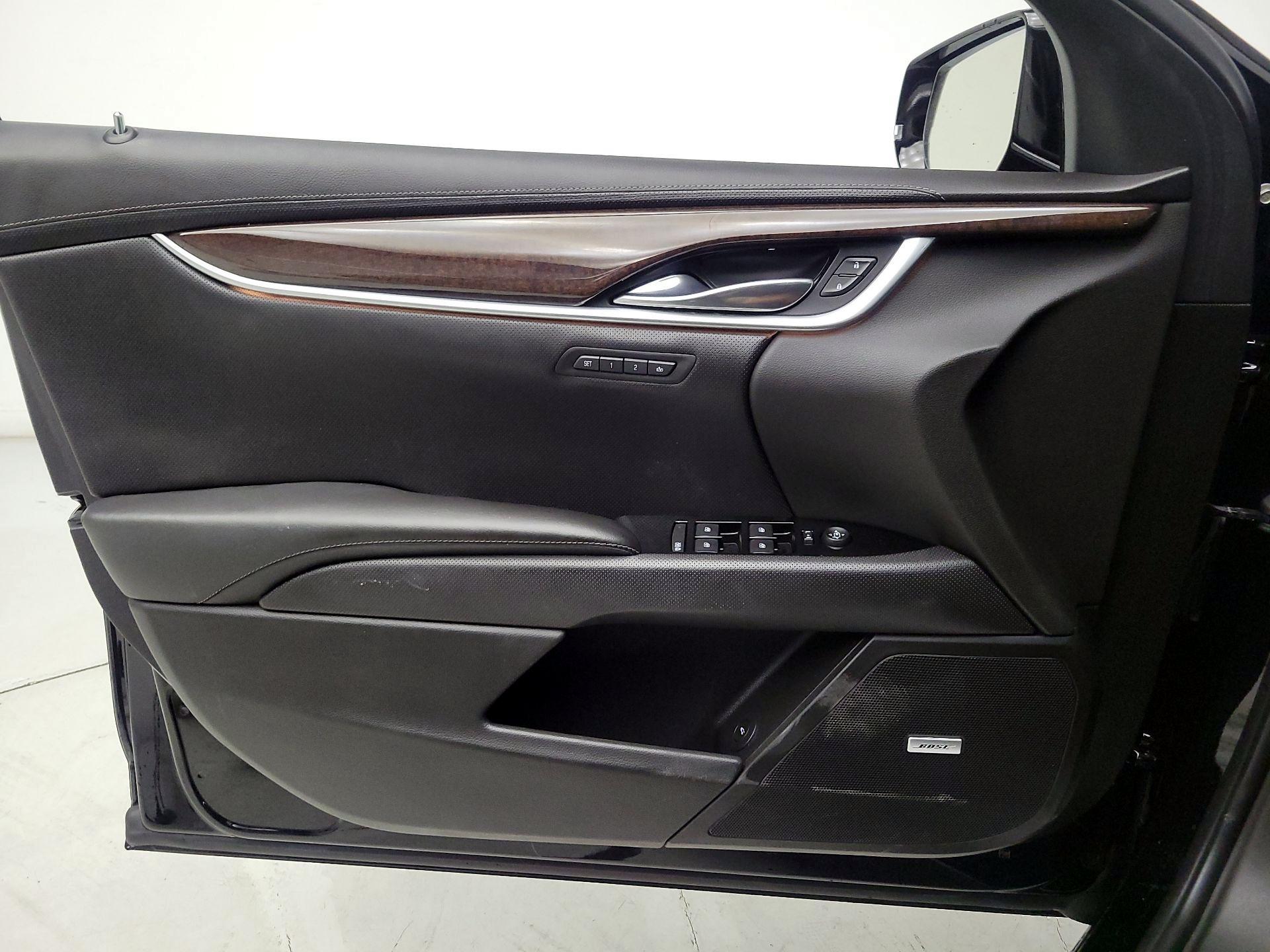 Thumbnail: 2017 Cadillac XTS - 12