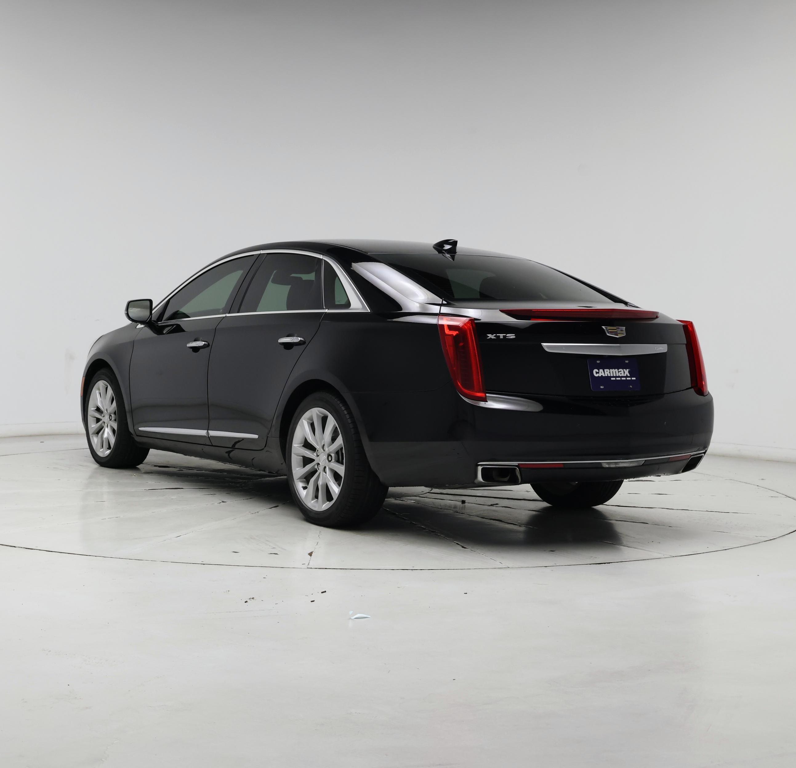 Thumbnail: 2017 Cadillac XTS - 2
