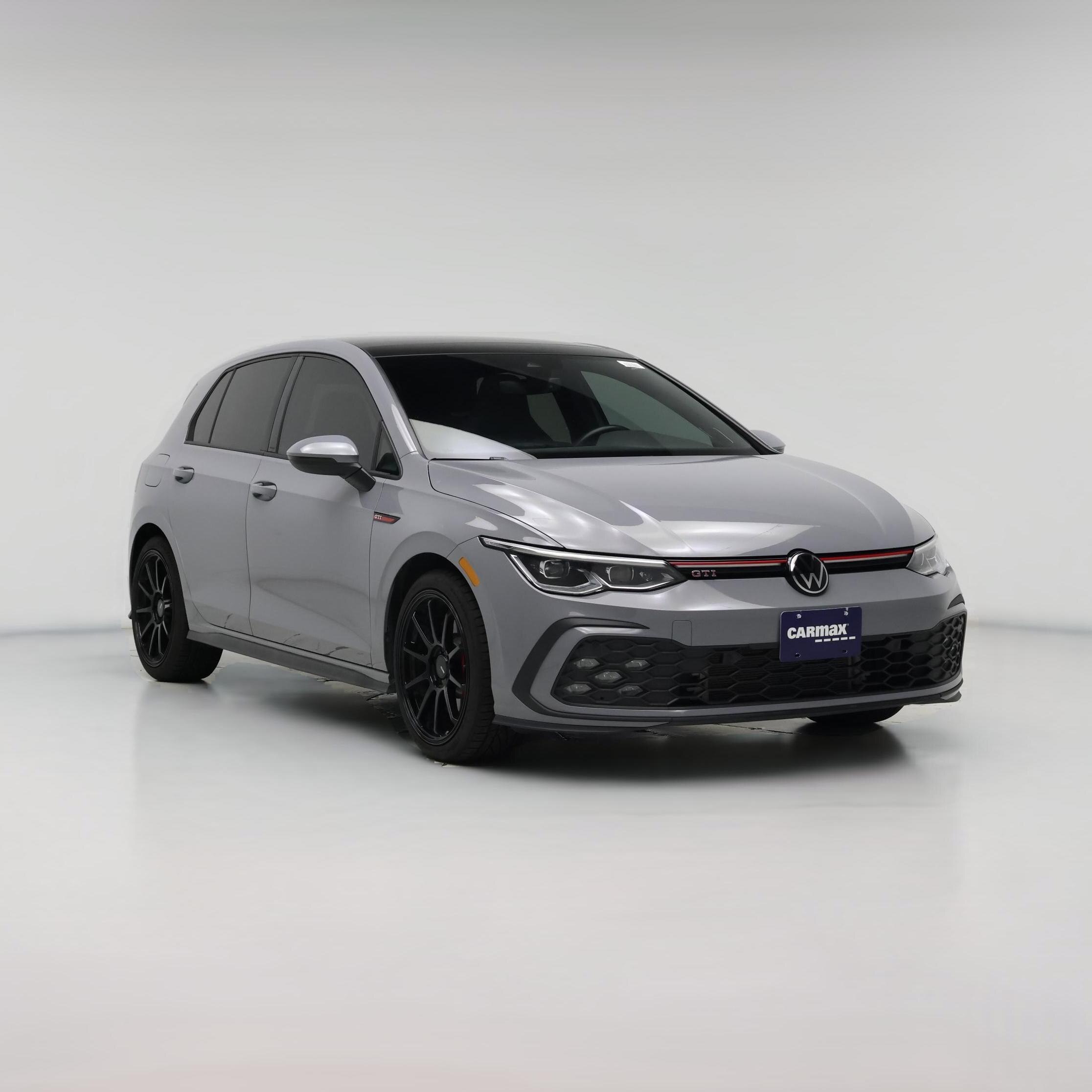 Thumbnail: 2022 Volkswagen Golf - 1