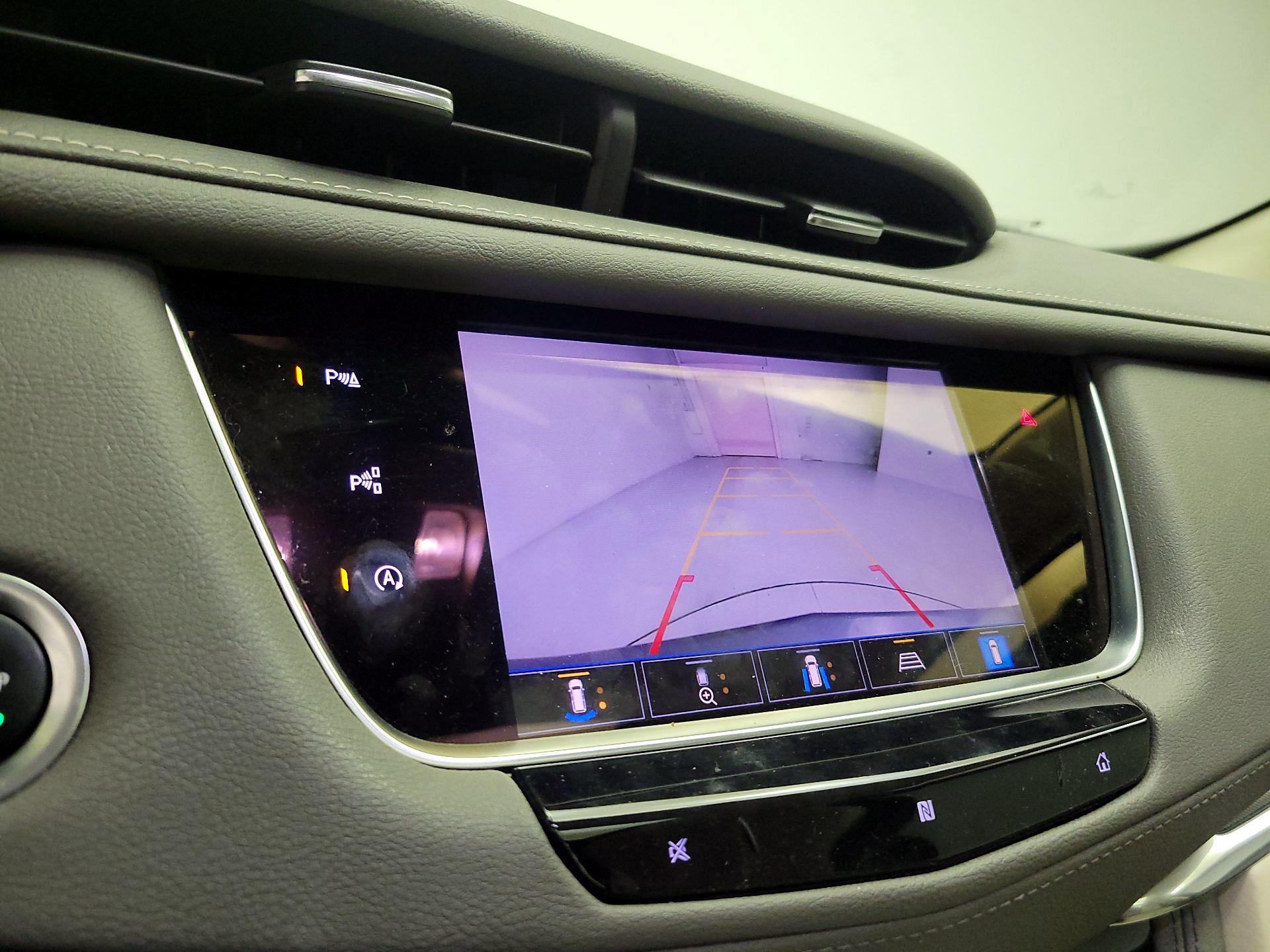Thumbnail: 2021 Cadillac XT5 - 13