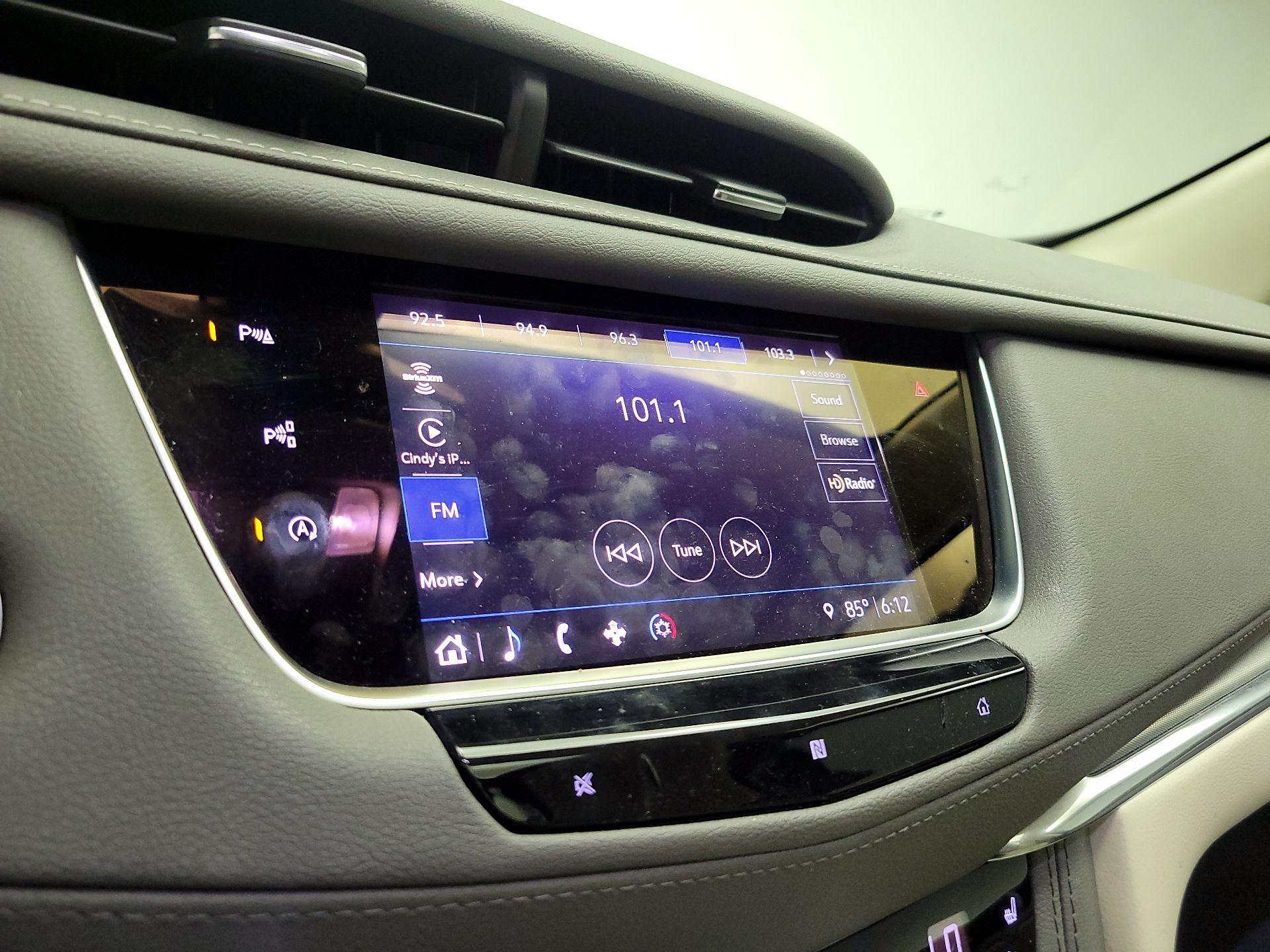 Thumbnail: 2021 Cadillac XT5 - 14