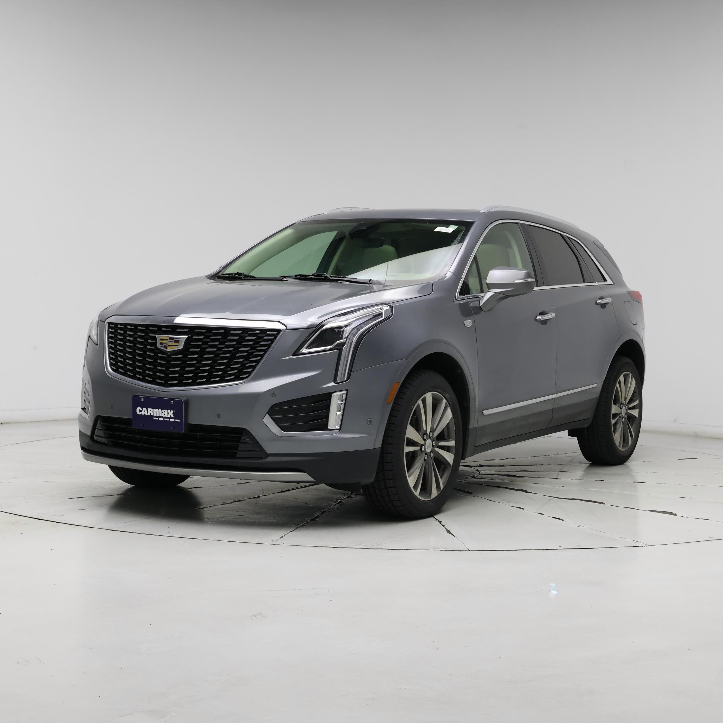 Thumbnail: 2021 Cadillac XT5 - 4