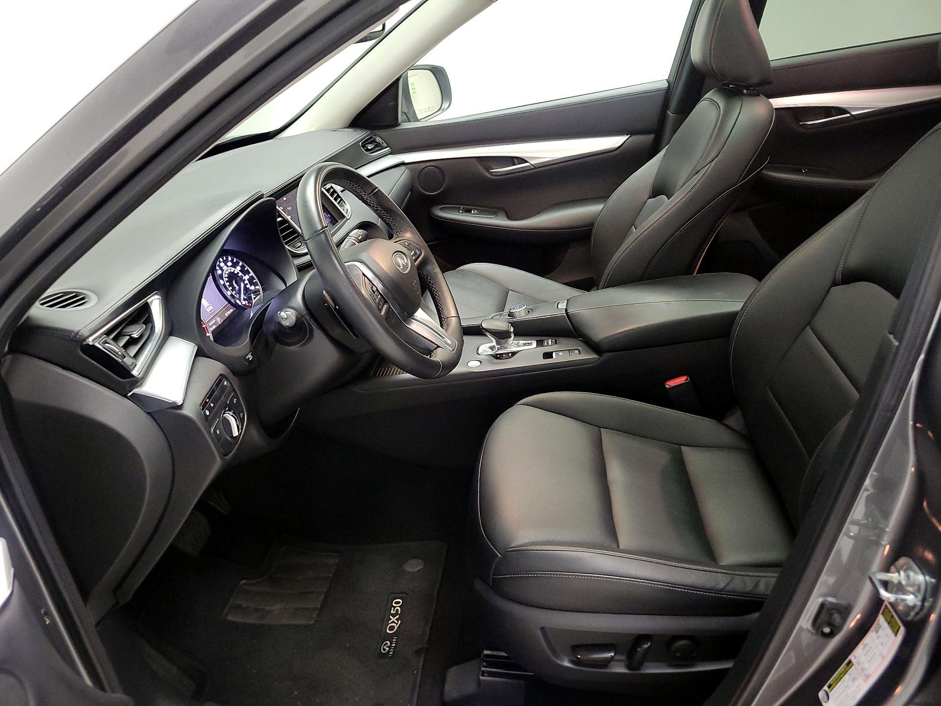 Thumbnail: 2021 INFINITI QX50 - 11