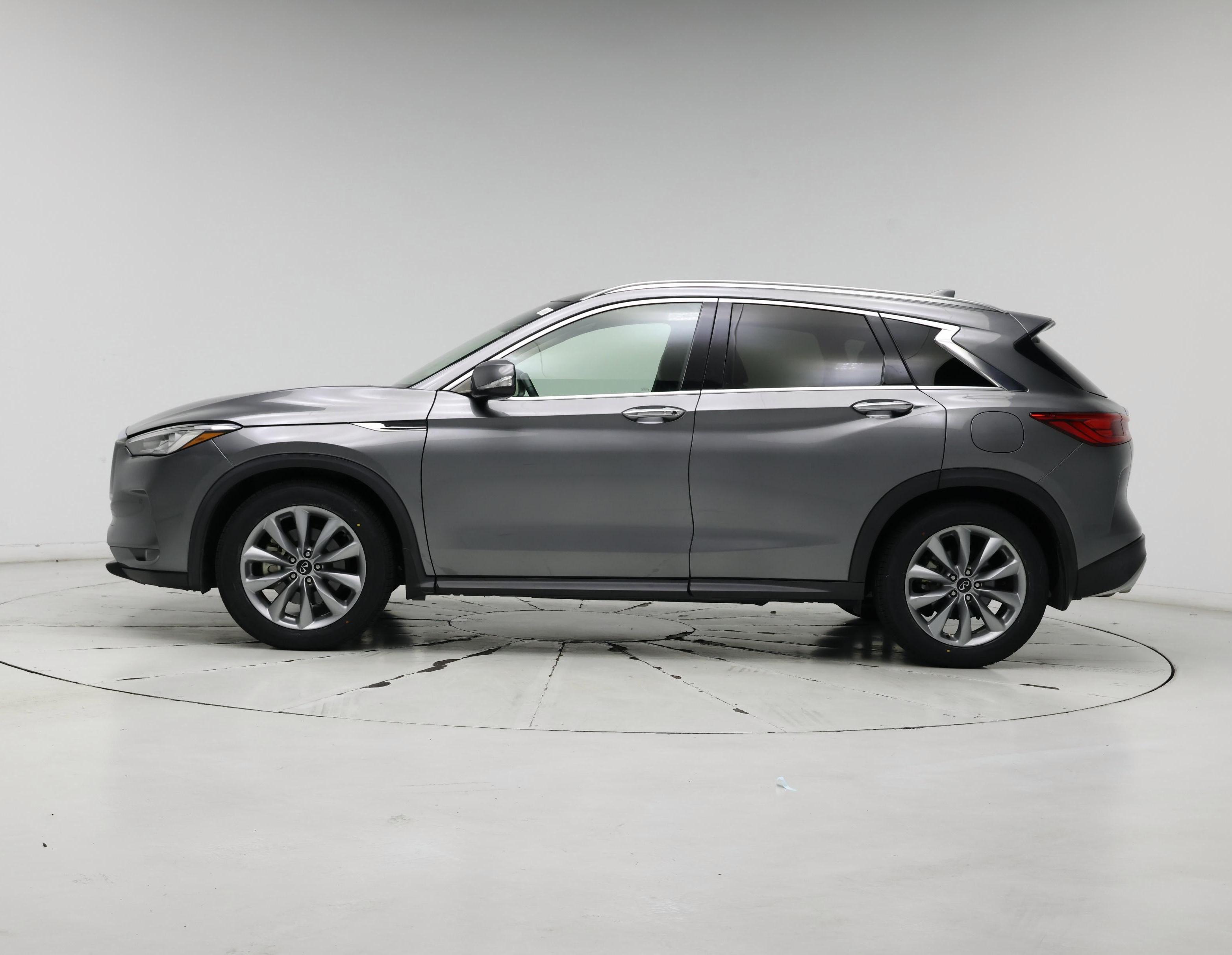 Thumbnail: 2021 INFINITI QX50 - 3