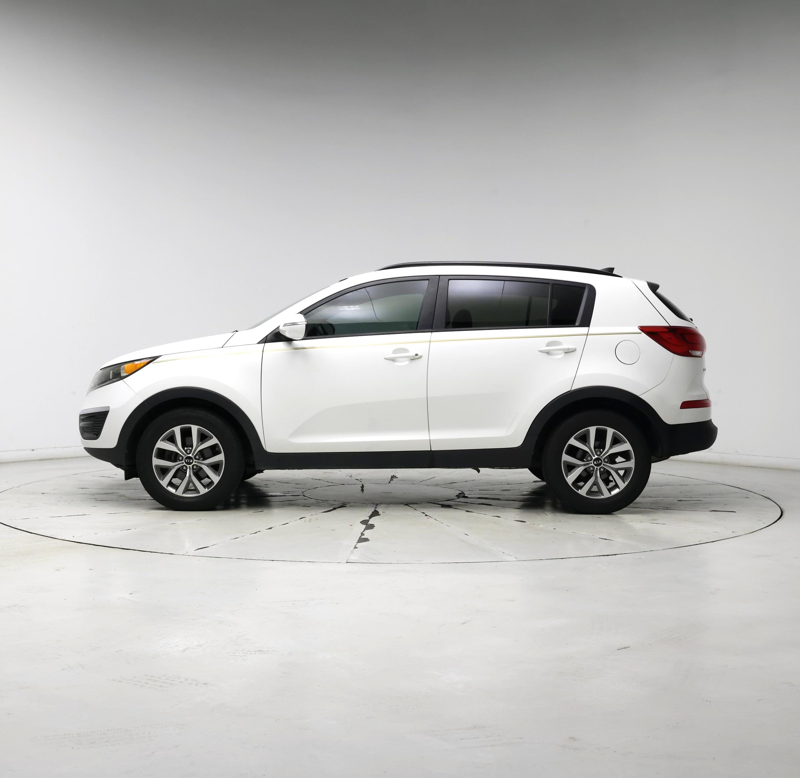Thumbnail: 2014 Kia Sportage - 3