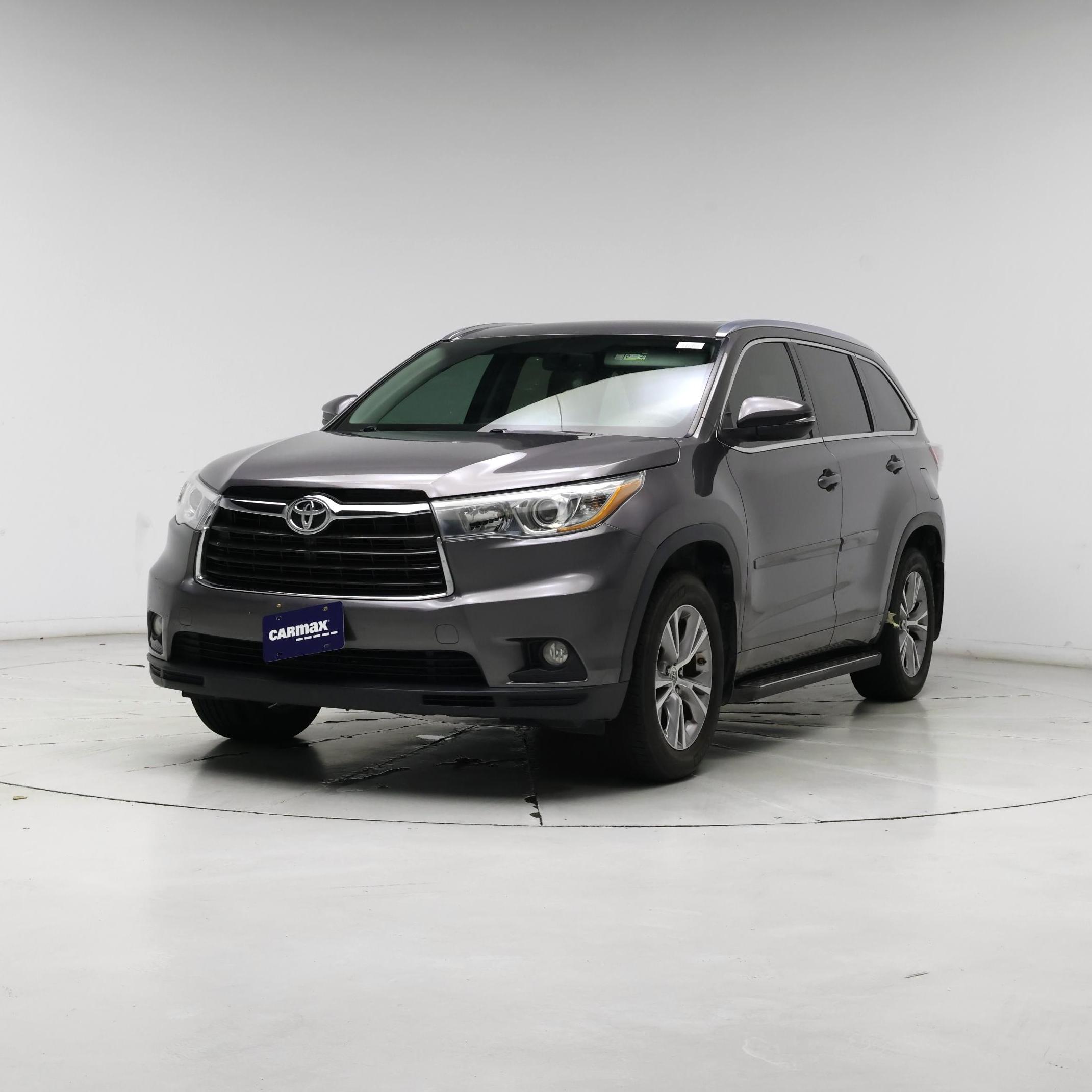 Thumbnail: 2015 Toyota Highlander - 4