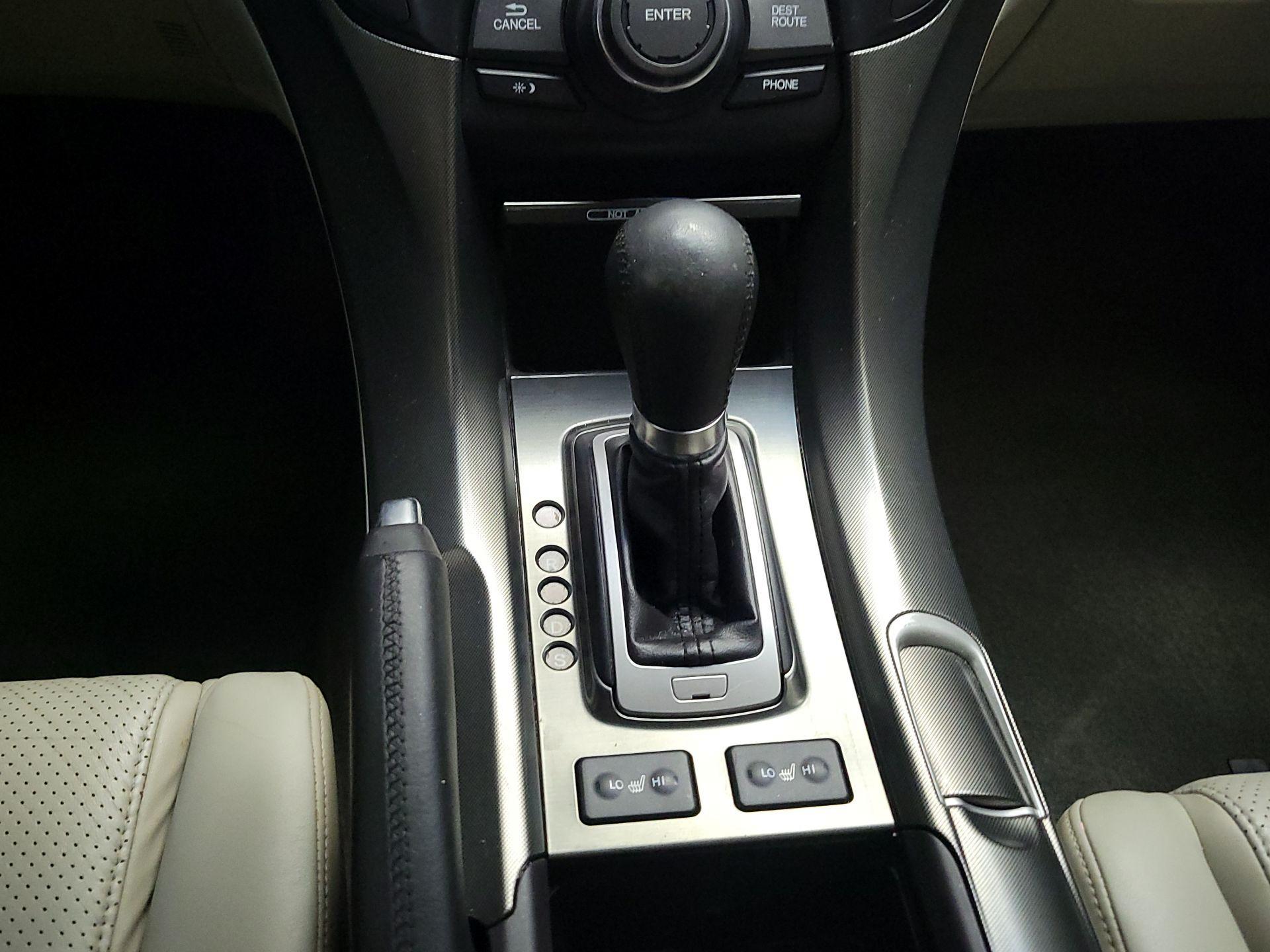 Thumbnail: 2013 Acura TL - 17