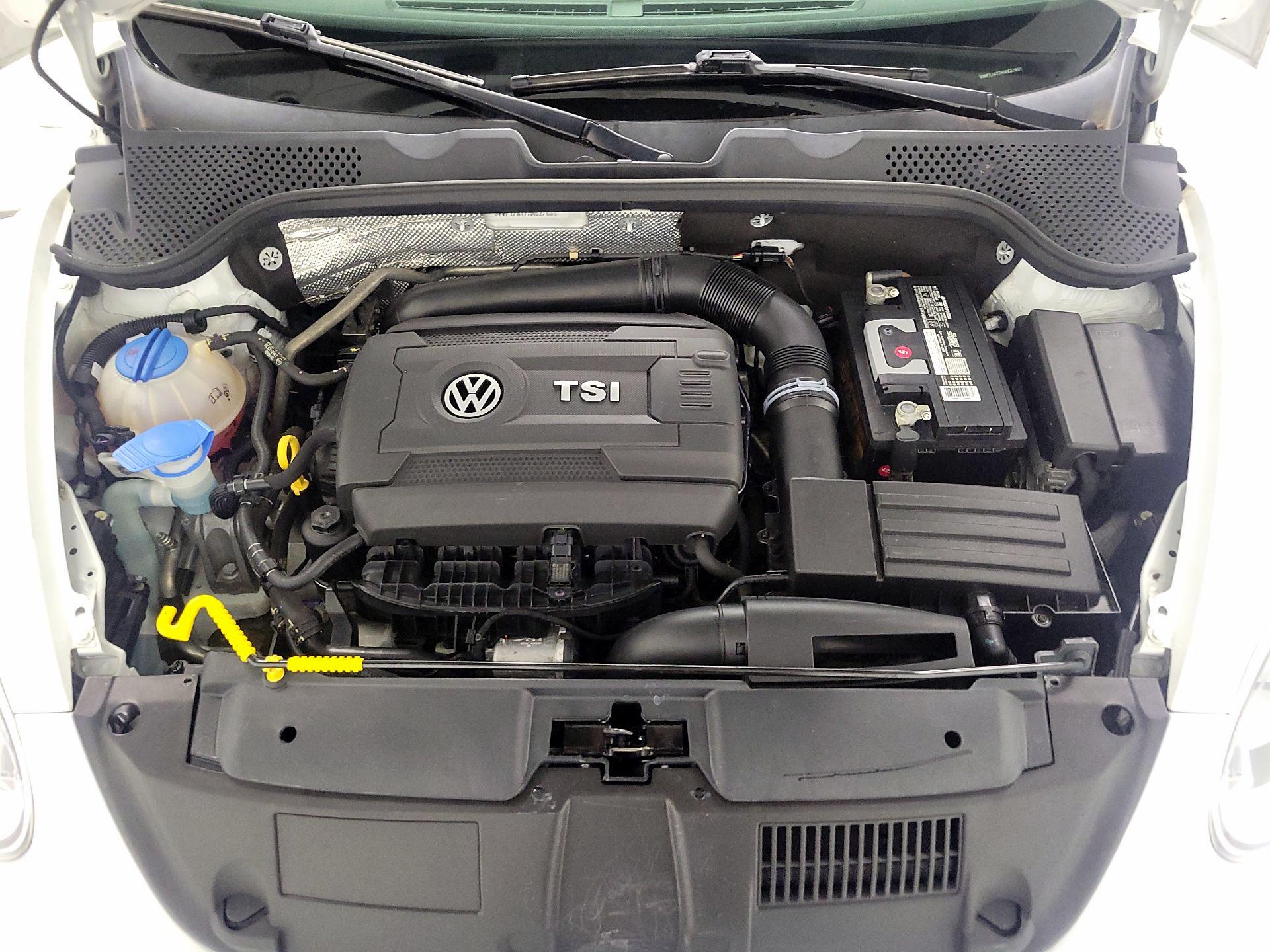Thumbnail: 2017 Volkswagen Beetle - 18