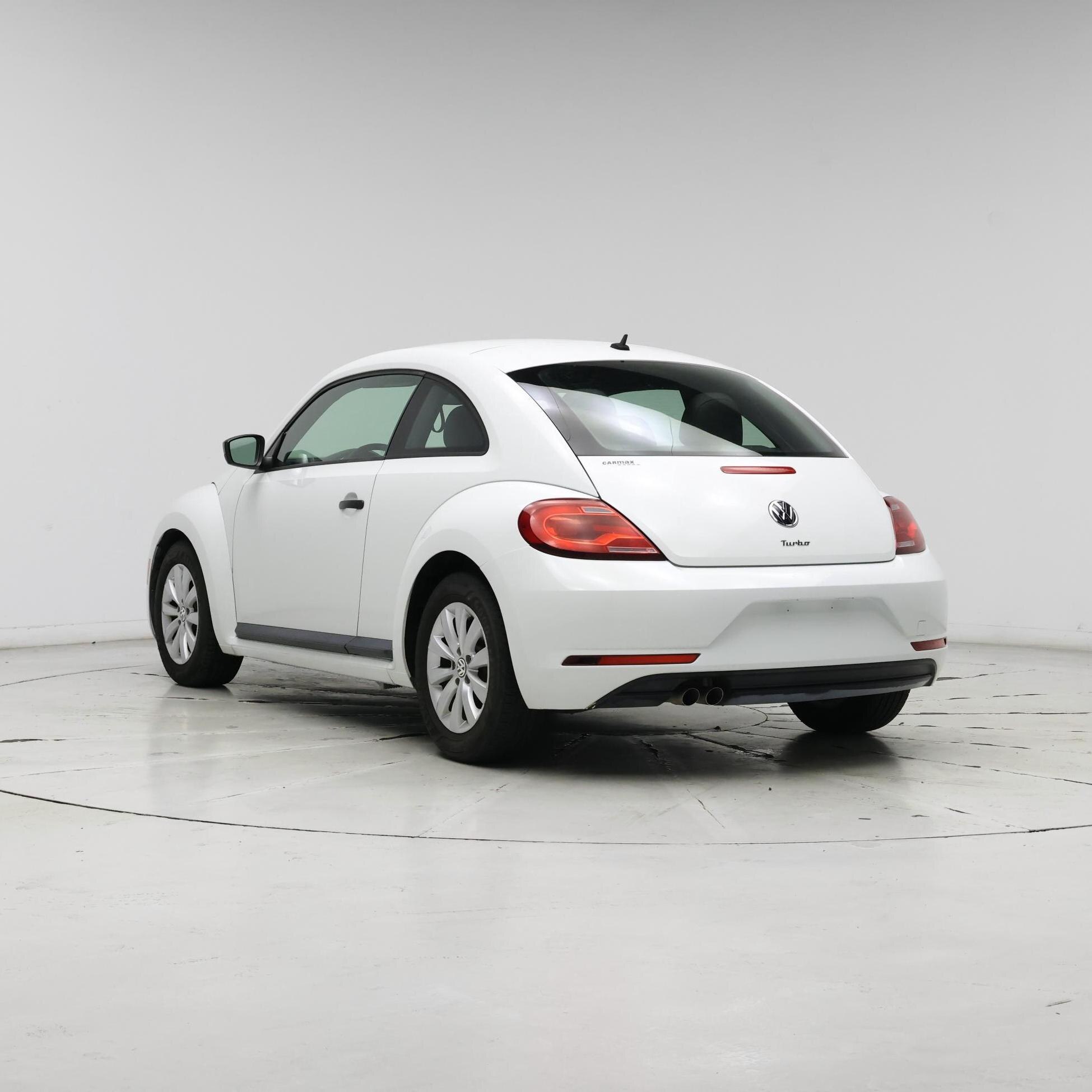 Thumbnail: 2017 Volkswagen Beetle - 2