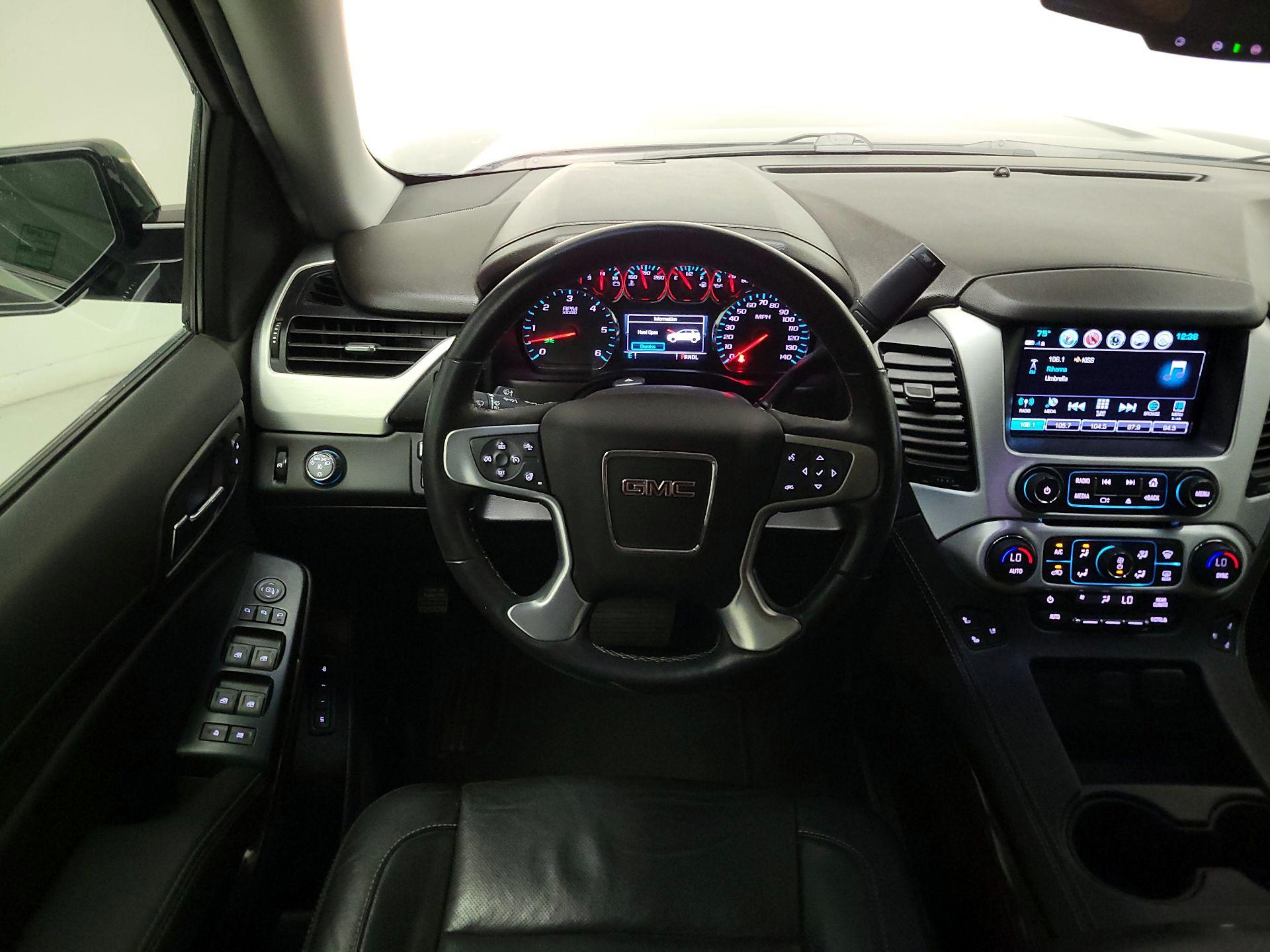 Thumbnail: 2019 GMC Yukon XL - 10