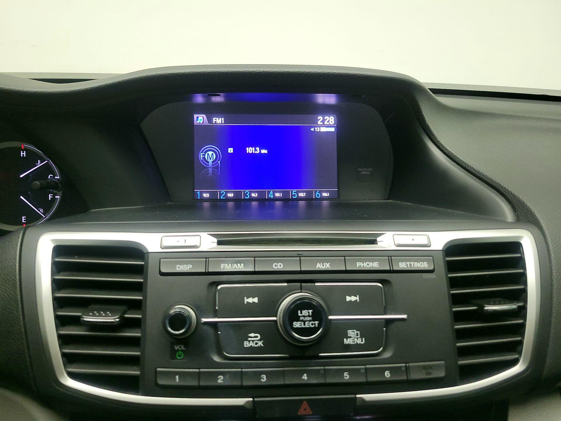 Thumbnail: 2016 Honda Accord - 15