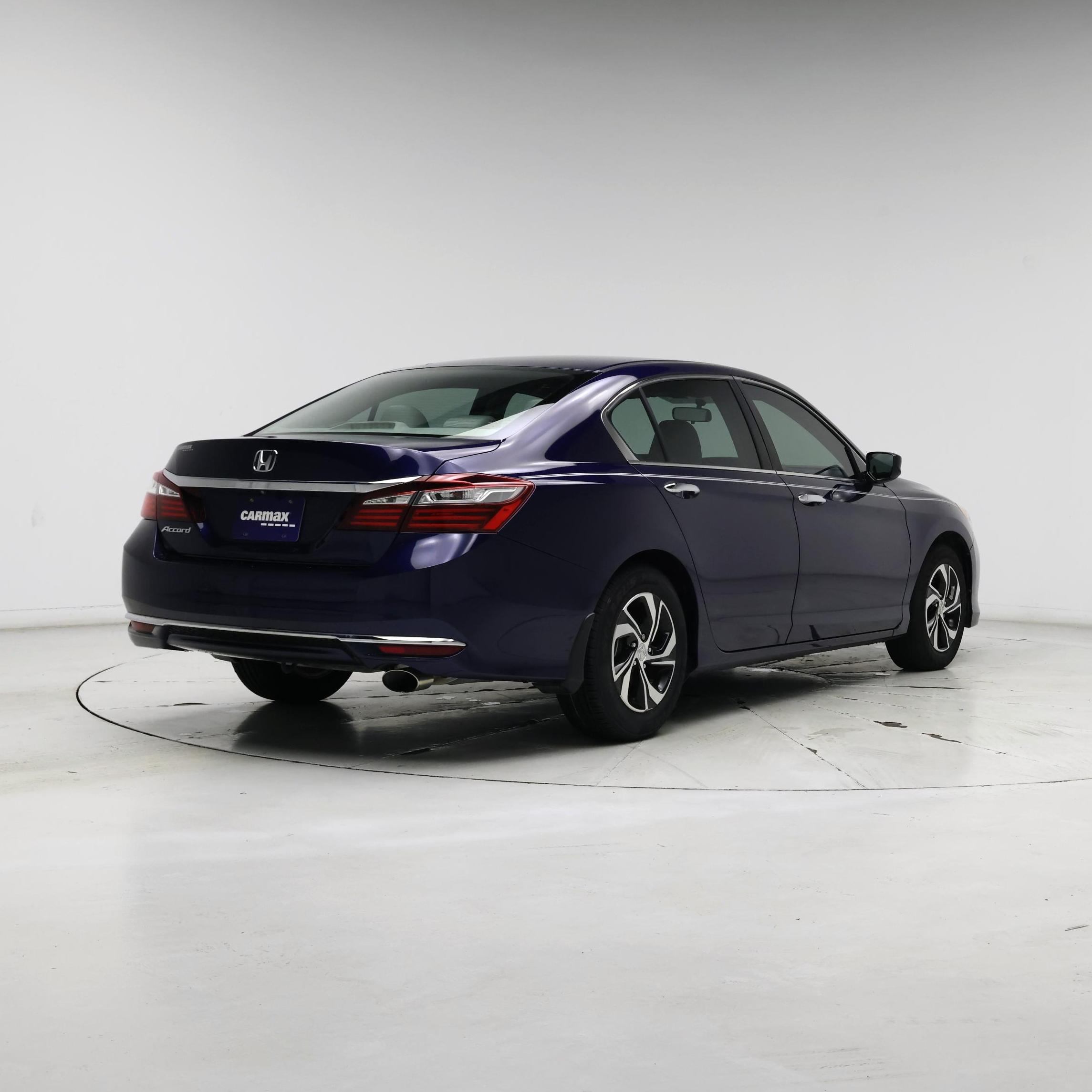Thumbnail: 2016 Honda Accord - 8