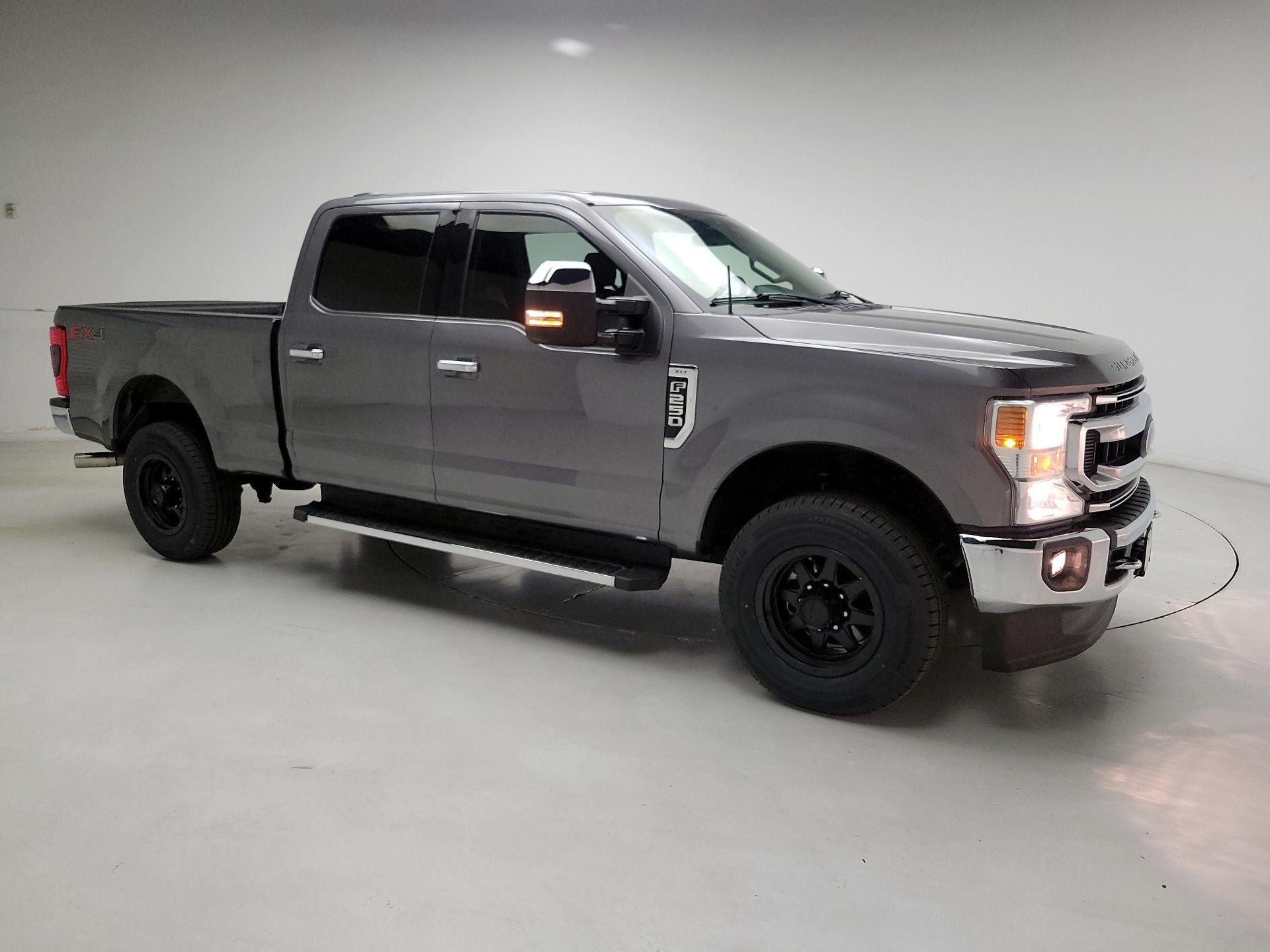 Thumbnail: 2022 Ford F-250 - 4