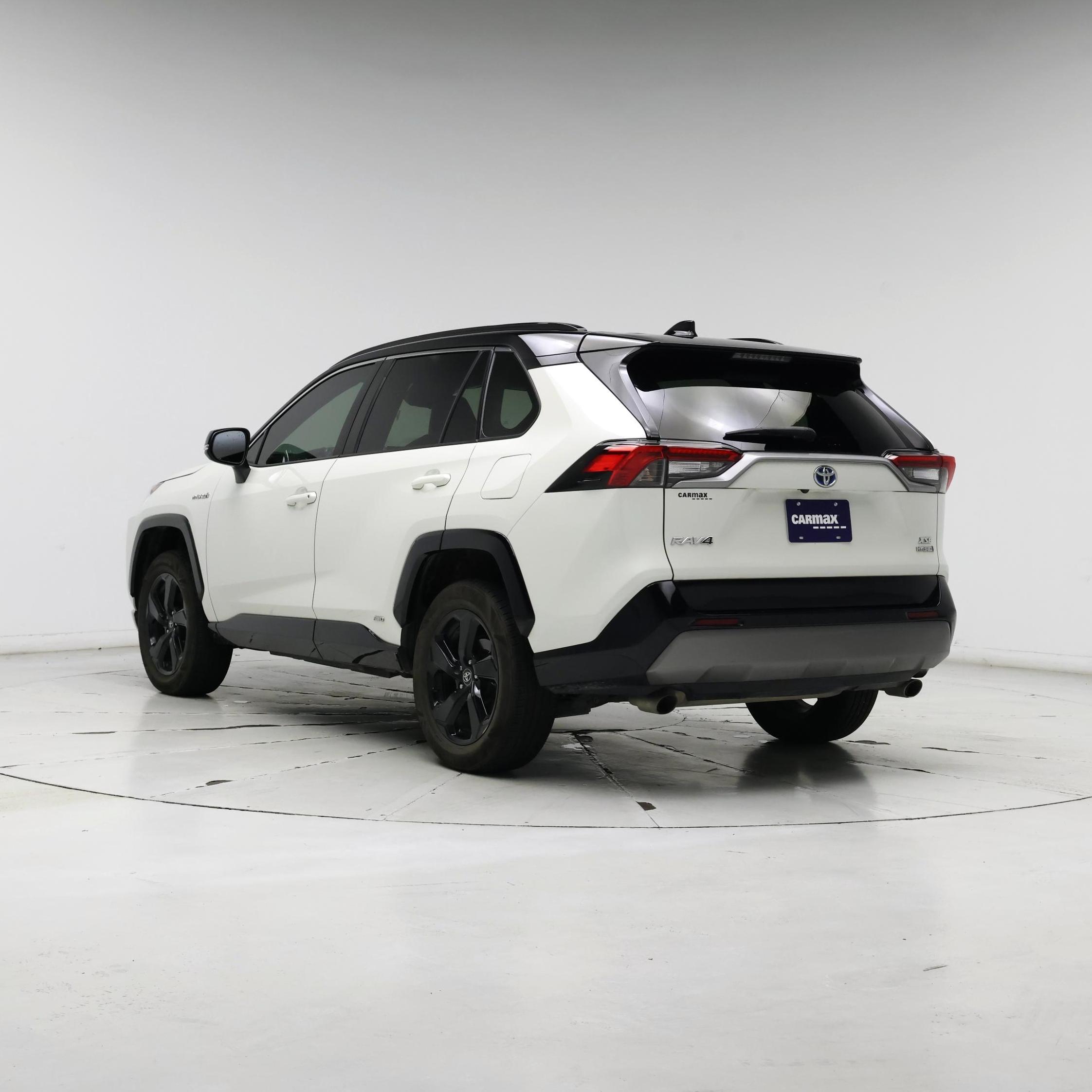 Thumbnail: 2020 Toyota RAV4 - 2