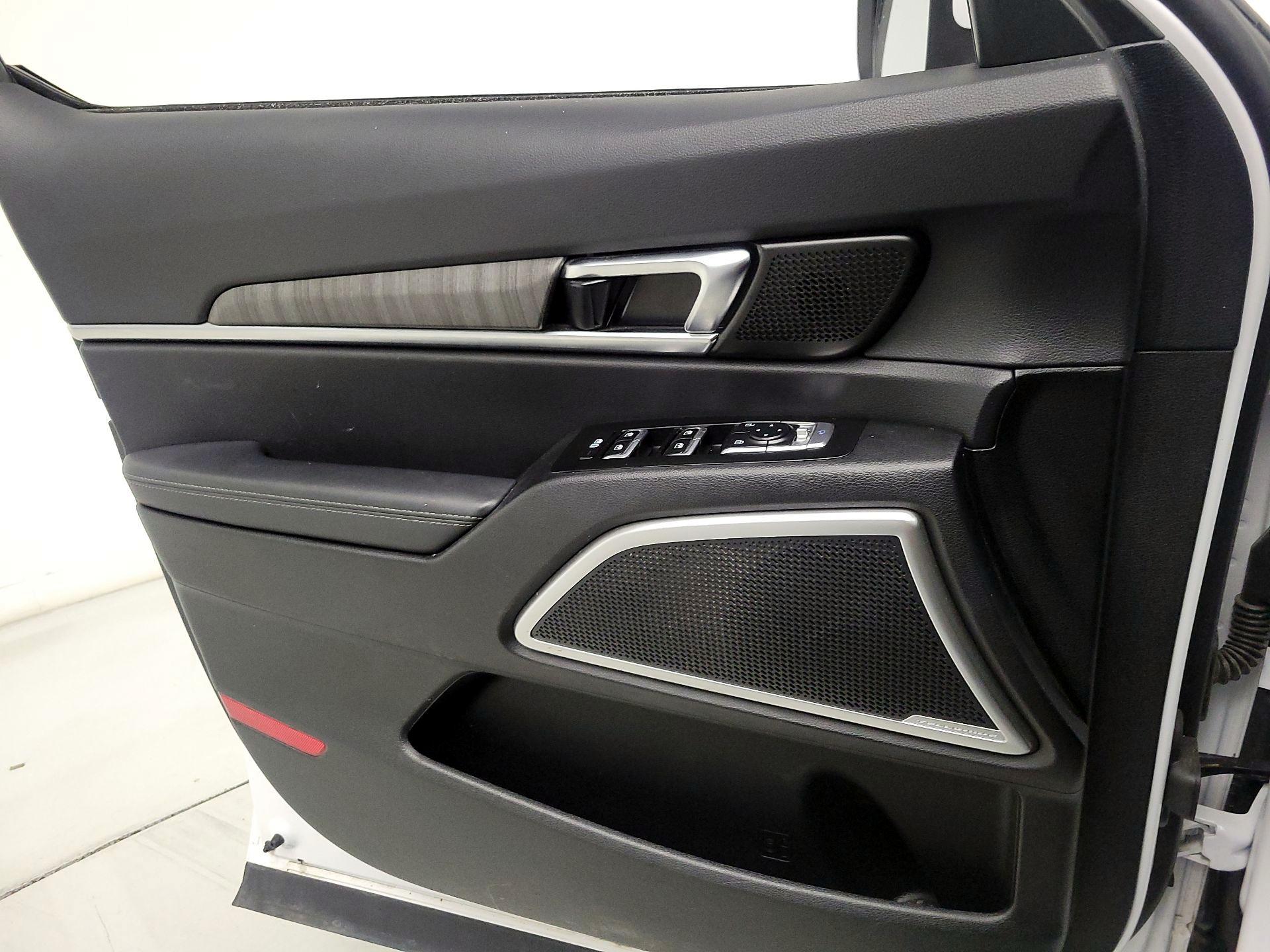Thumbnail: 2023 Kia Telluride - 12