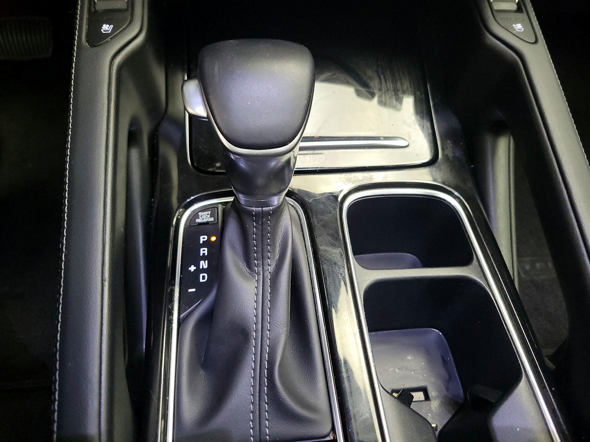 Thumbnail: 2023 Kia Telluride - 18
