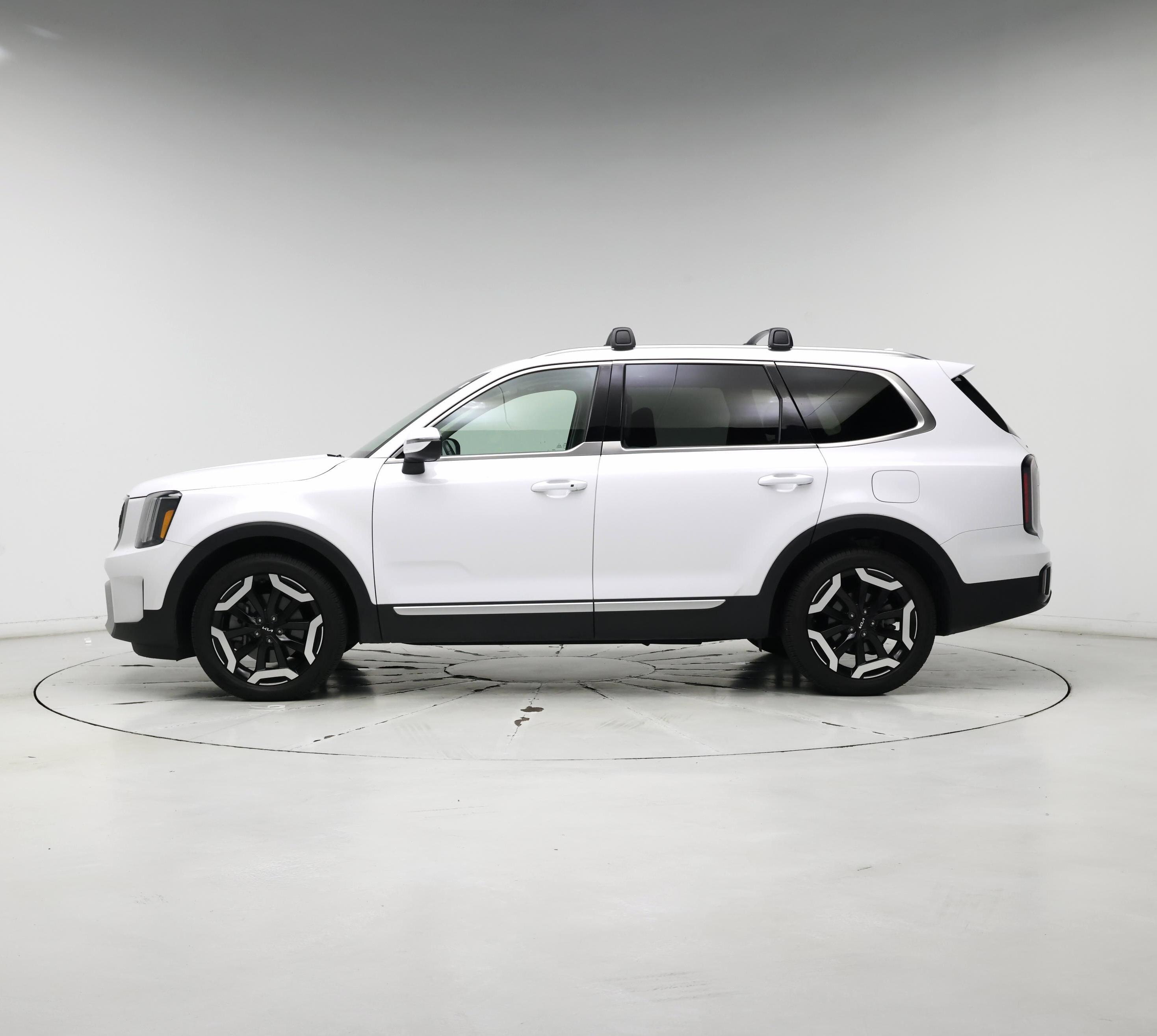 Thumbnail: 2023 Kia Telluride - 3