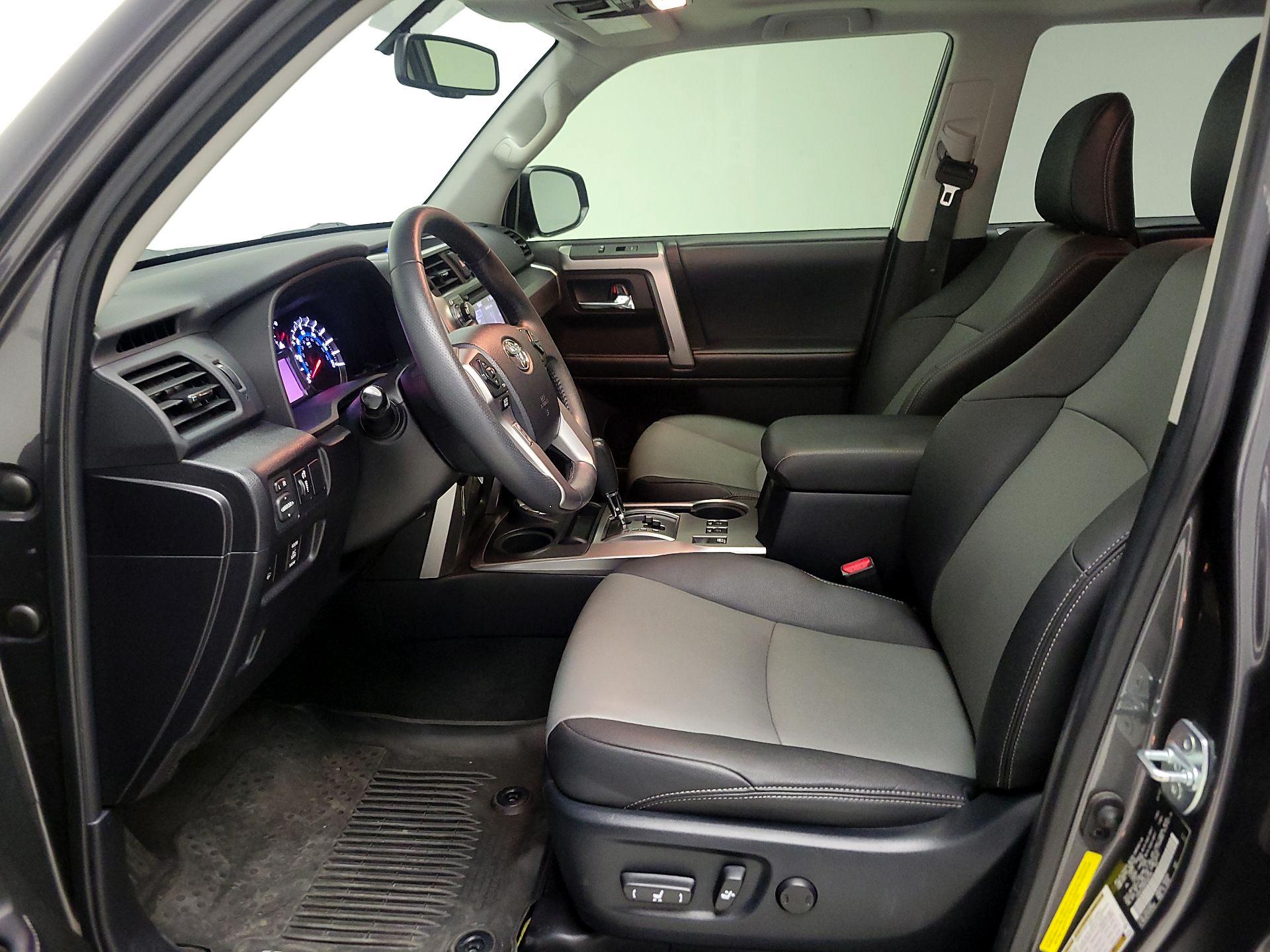 Thumbnail: 2019 Toyota 4Runner - 11
