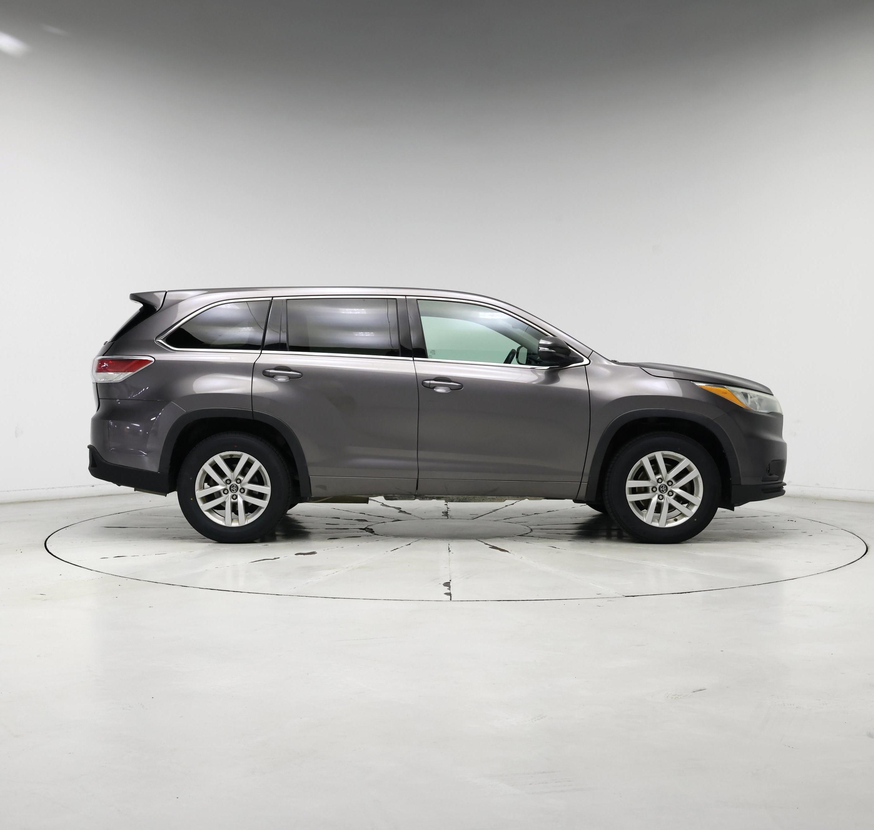 Thumbnail: 2016 Toyota Highlander - 7