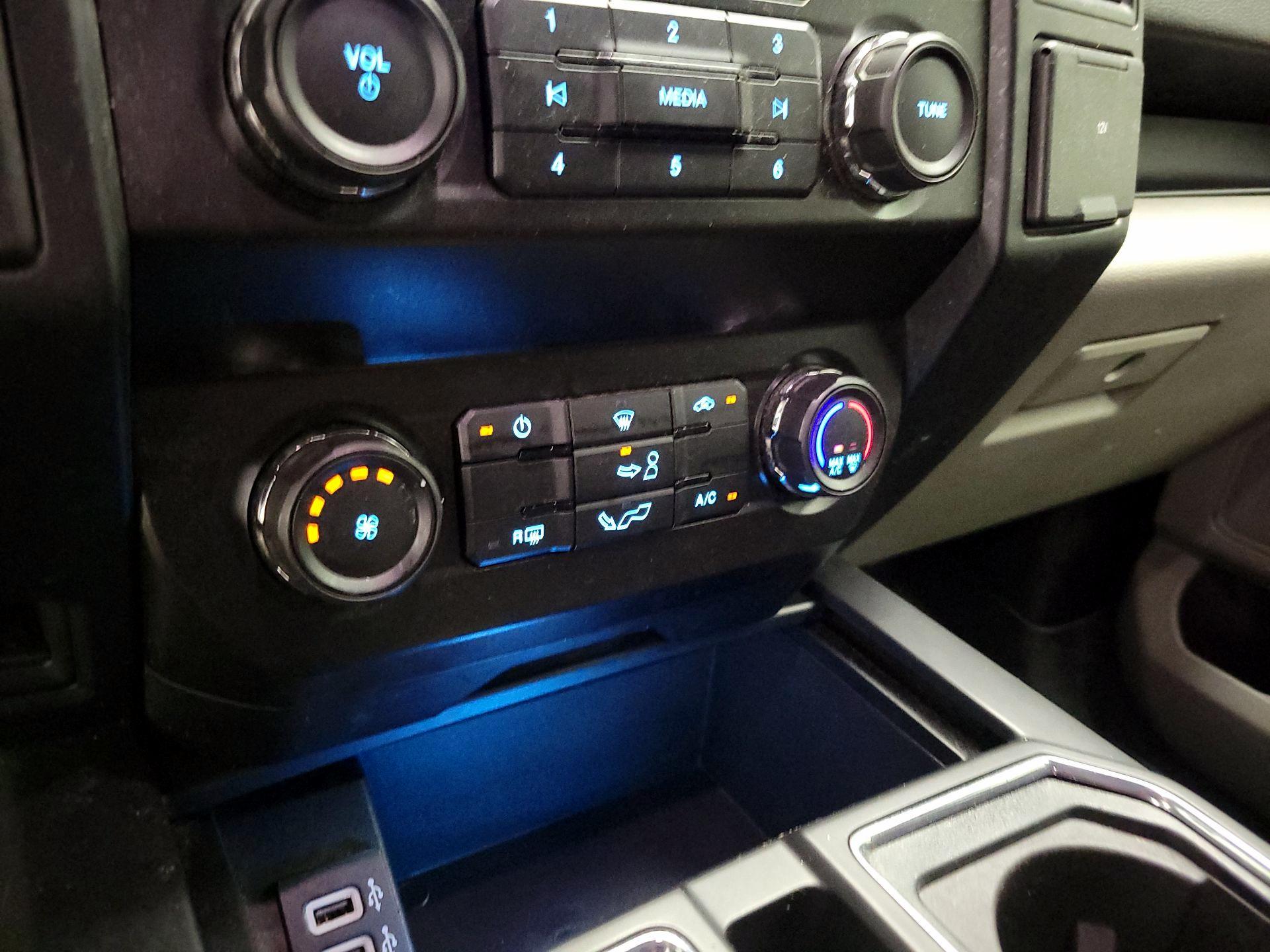 Thumbnail: 2019 Ford F-150 - 16