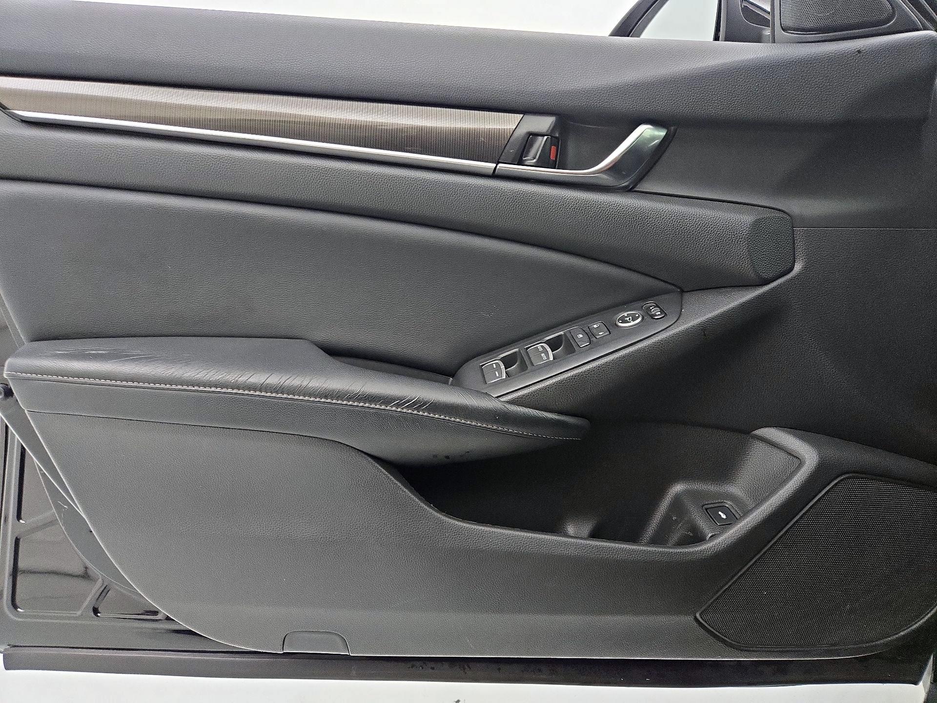 Thumbnail: 2018 Honda Accord - 12