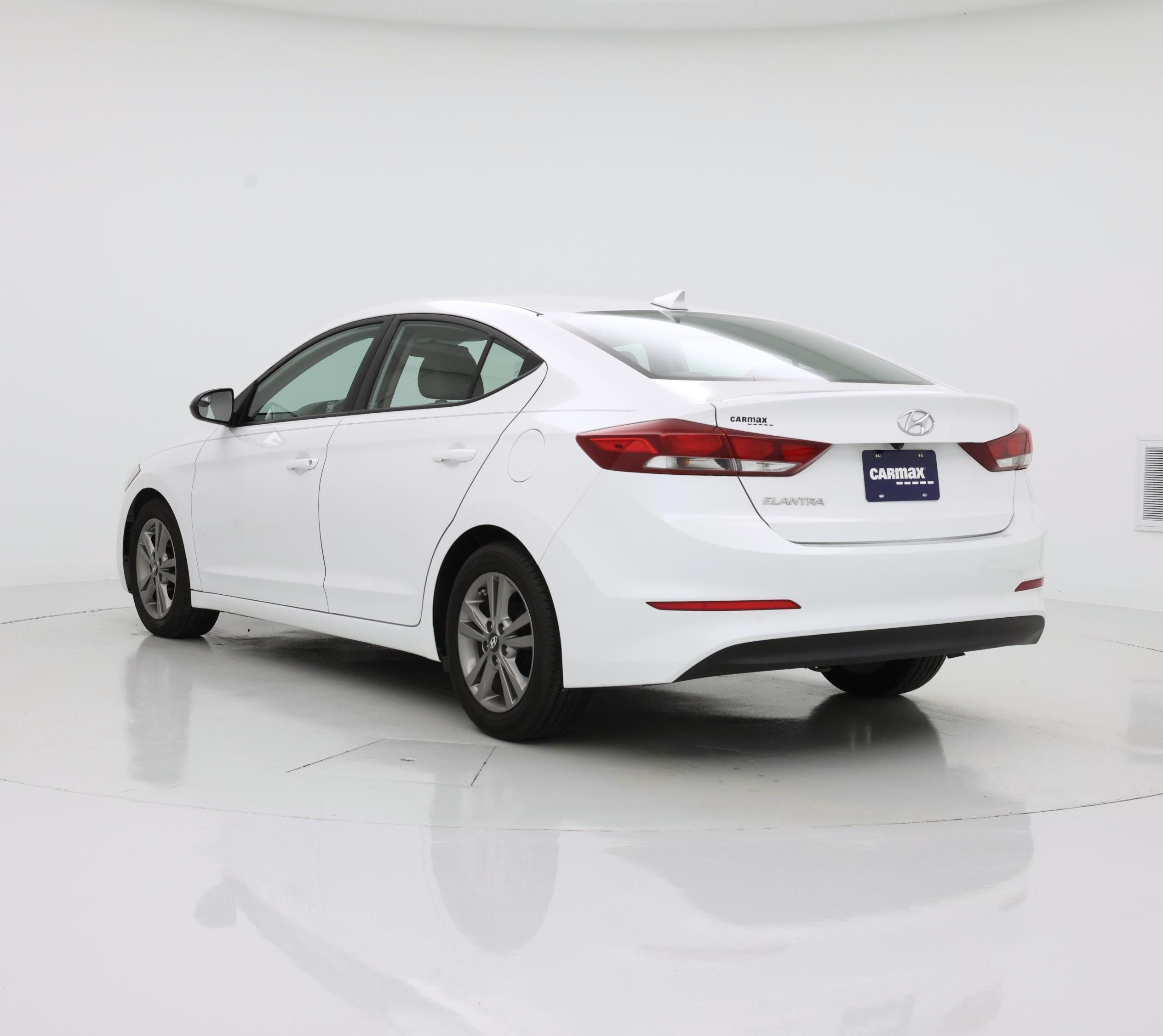 Thumbnail: 2017 Hyundai Elantra - 2