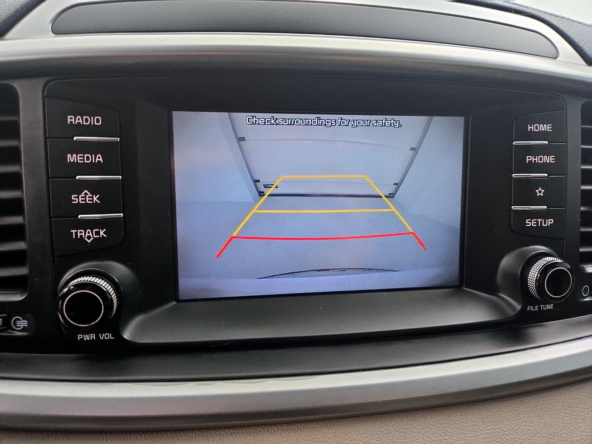 Thumbnail: 2019 Kia Sorento - 14