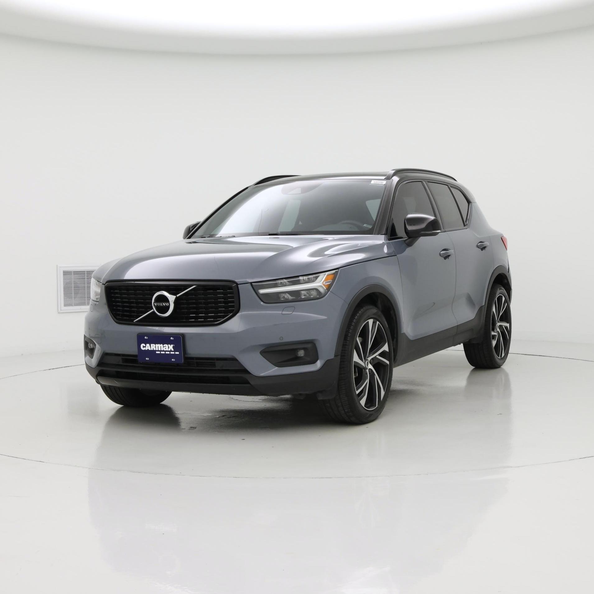 Thumbnail: 2022 Volvo XC40 - 4