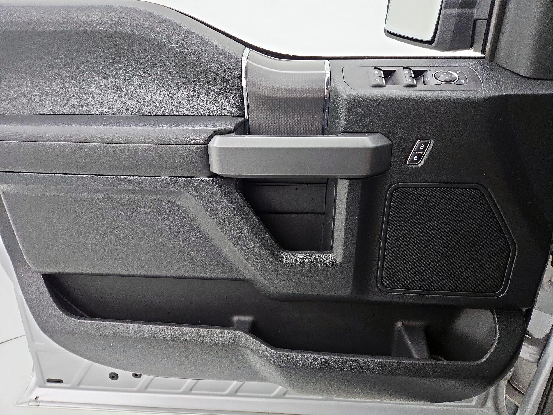 Thumbnail: 2016 Ford F-150 - 12