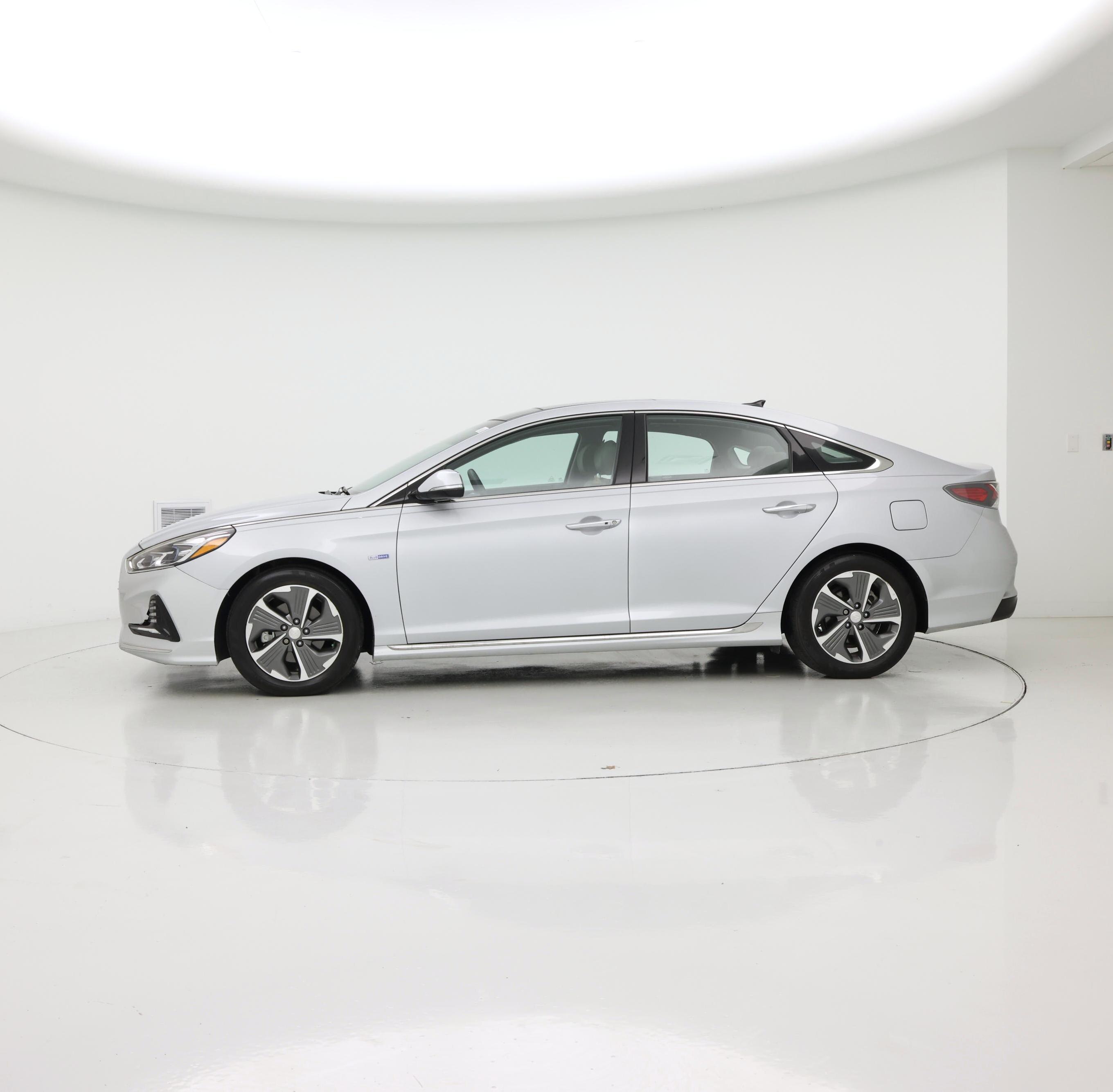 Thumbnail: 2019 Hyundai Sonata - 3