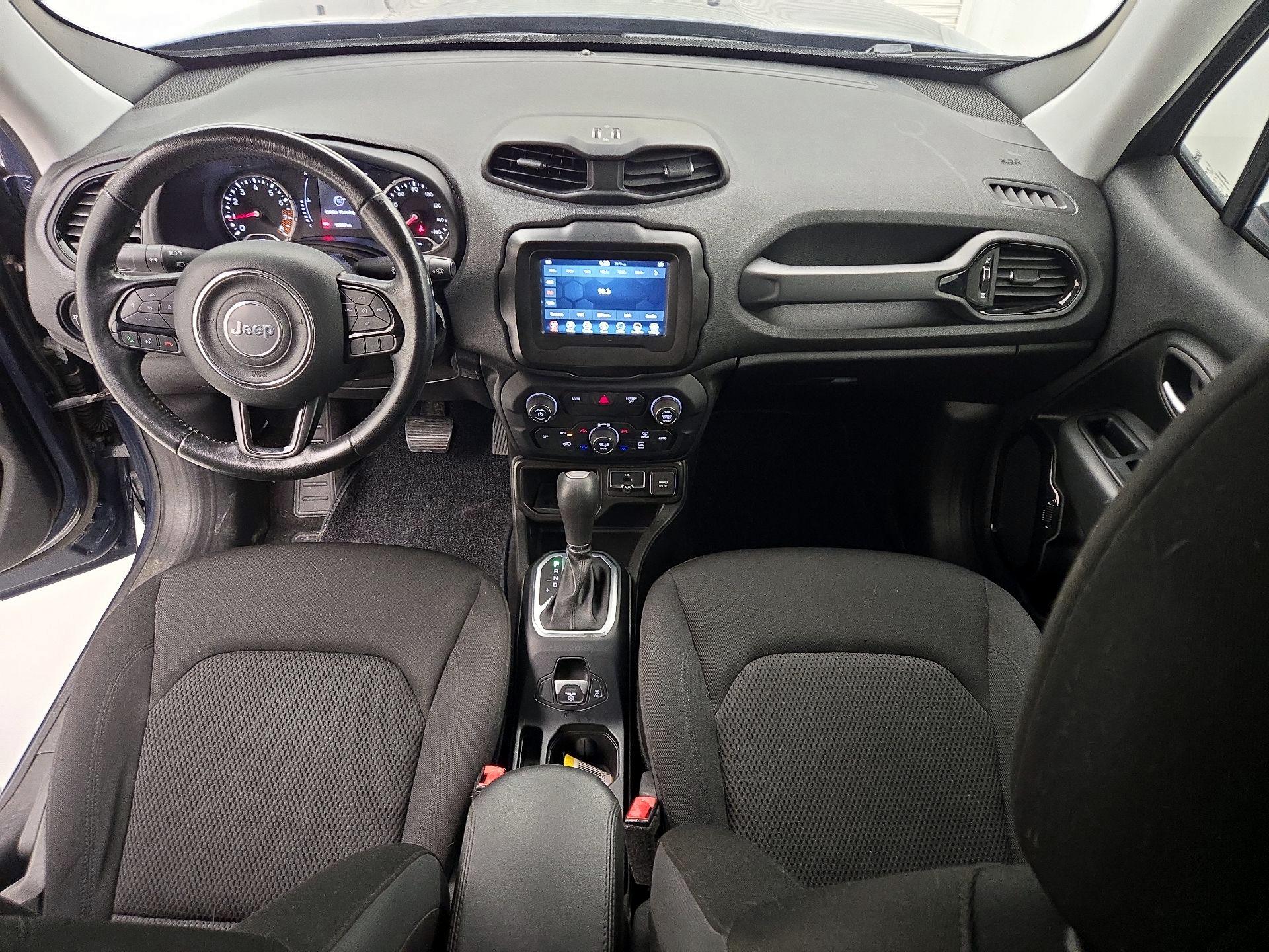 Thumbnail: 2020 Jeep Renegade - 9