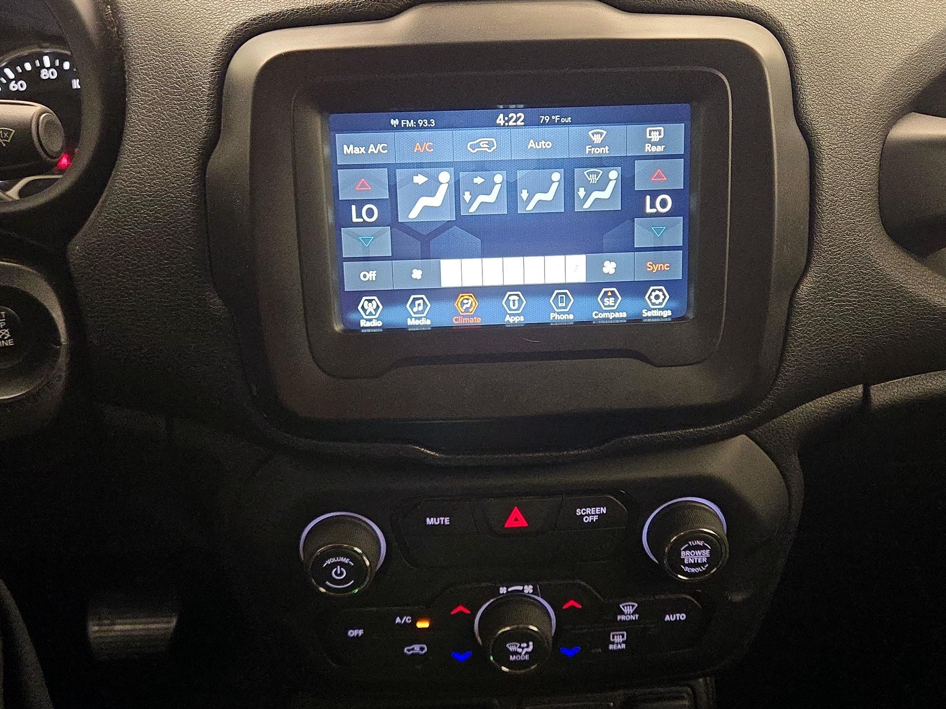 Thumbnail: 2020 Jeep Renegade - 16