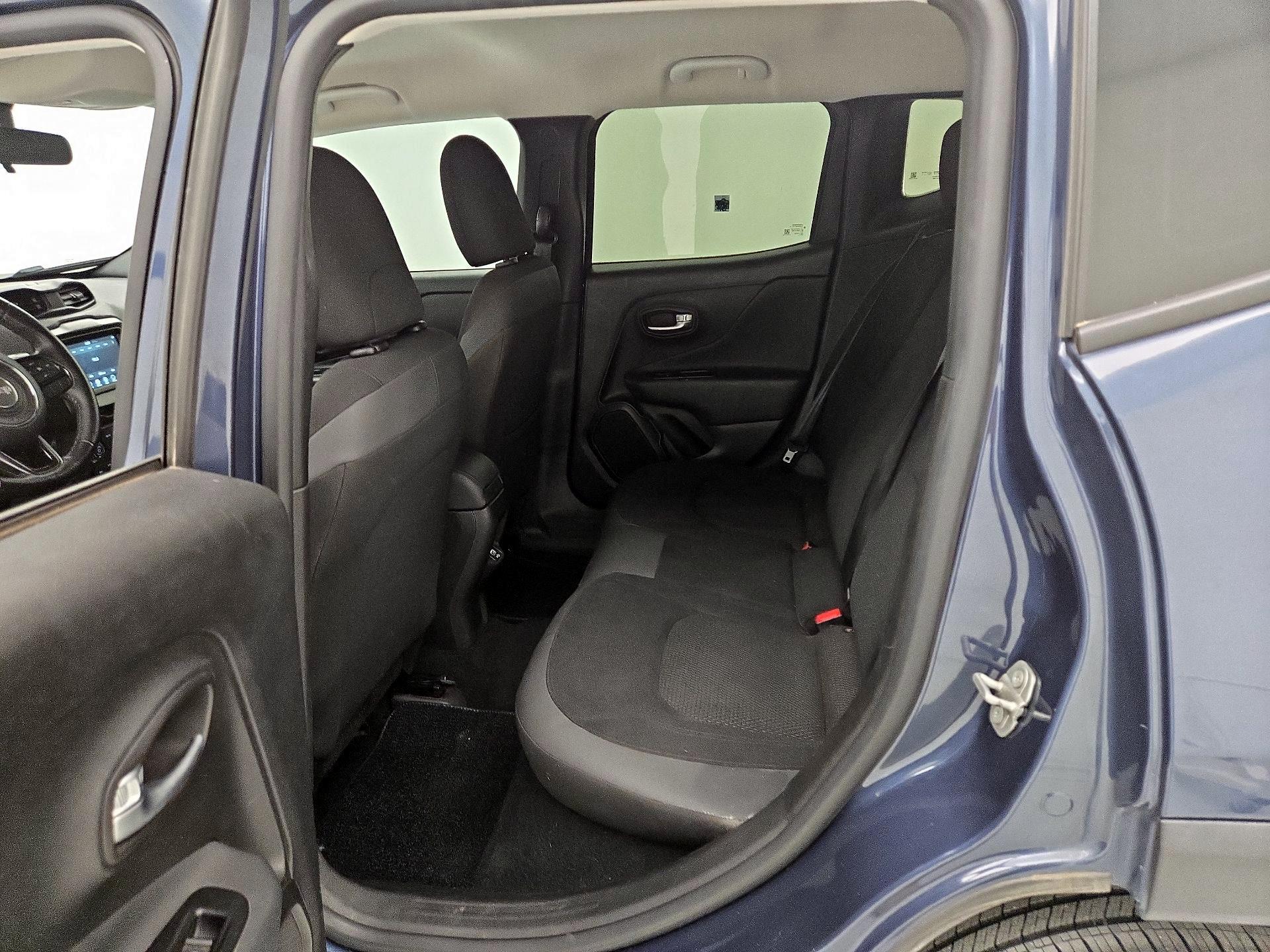 Thumbnail: 2020 Jeep Renegade - 19