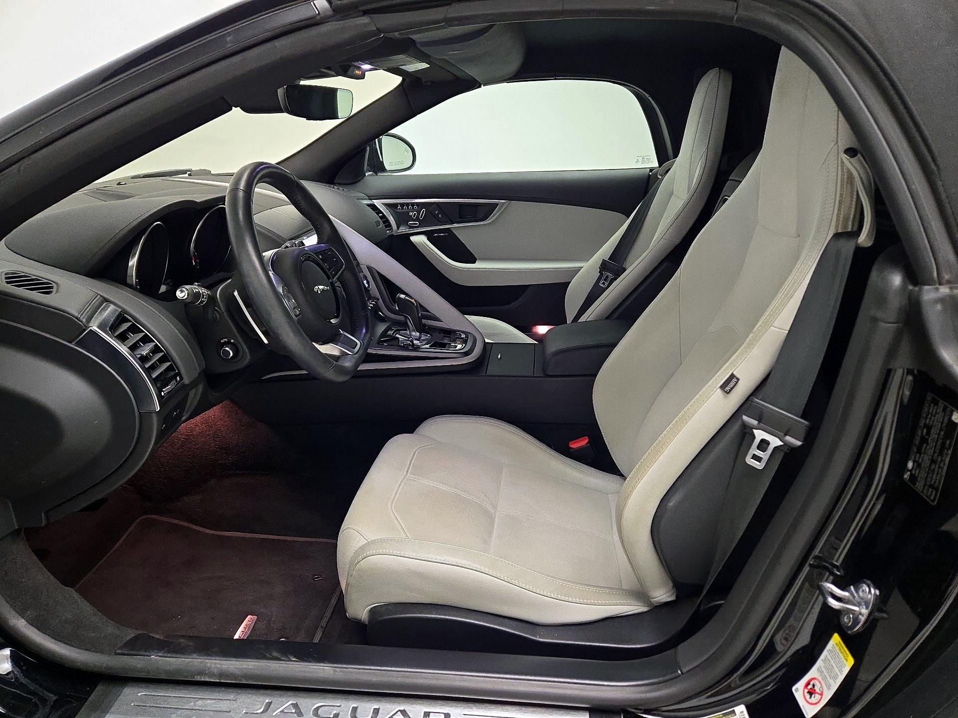 Thumbnail: 2020 Jaguar F-Type - 11