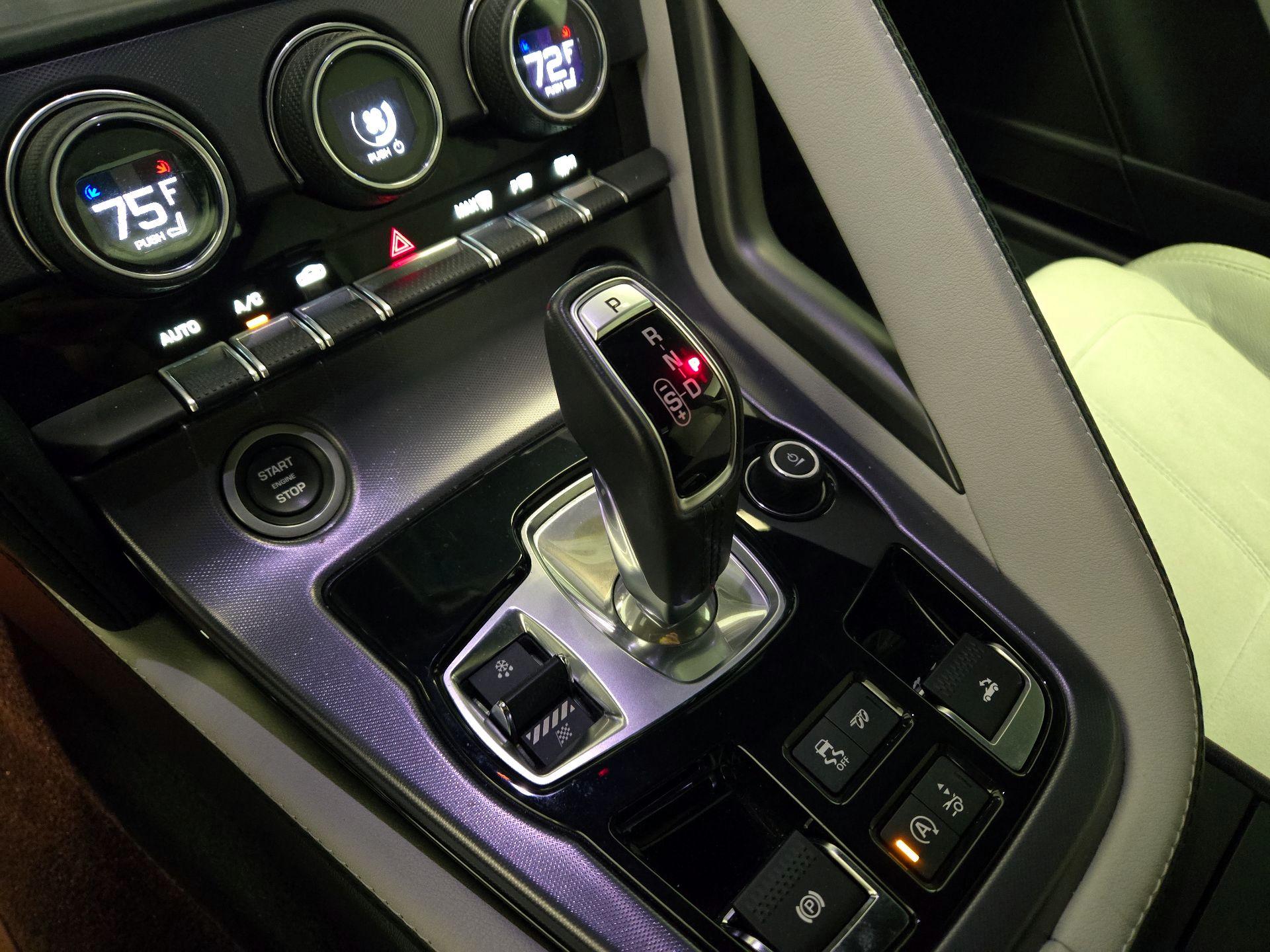 Thumbnail: 2020 Jaguar F-Type - 18