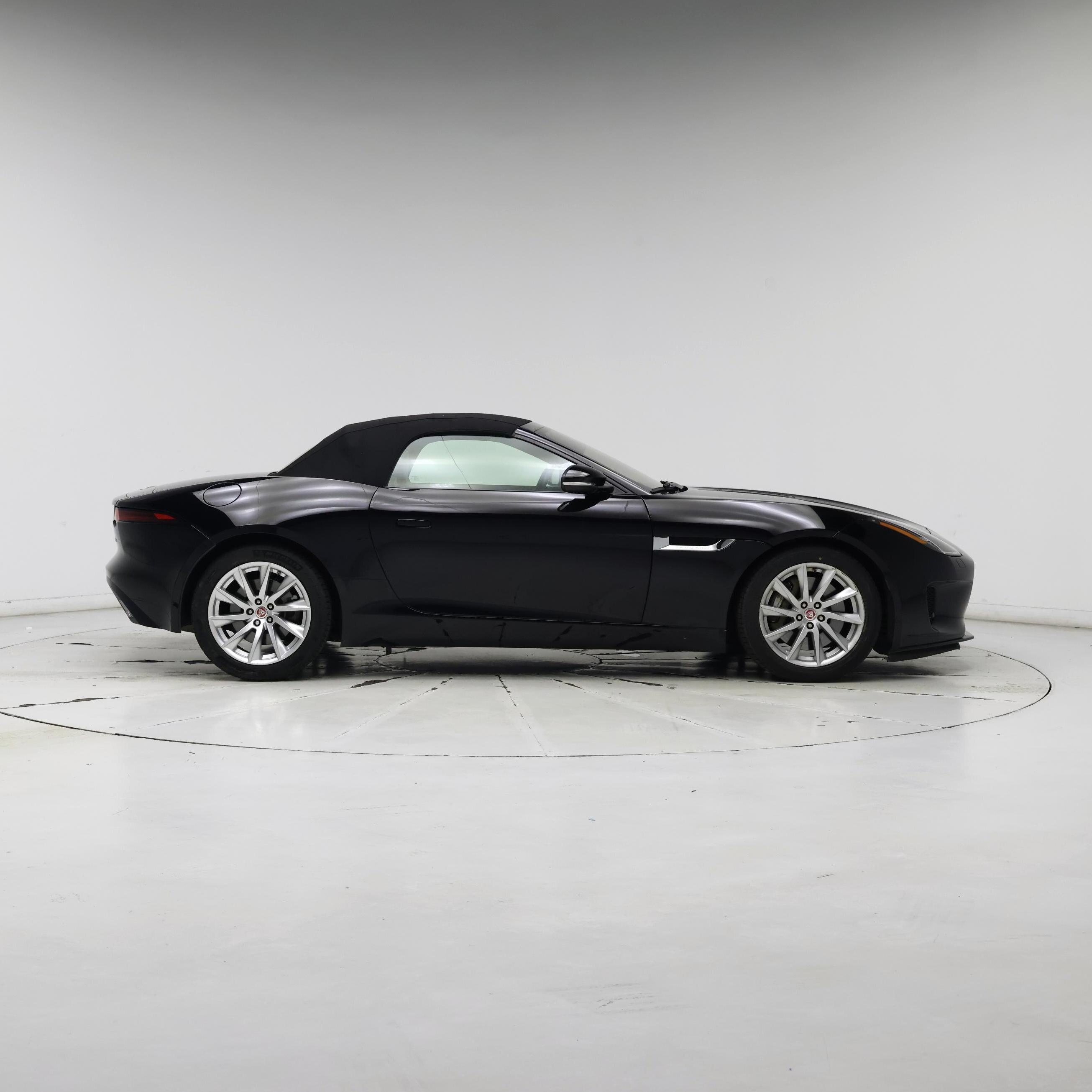 Thumbnail: 2020 Jaguar F-Type - 7