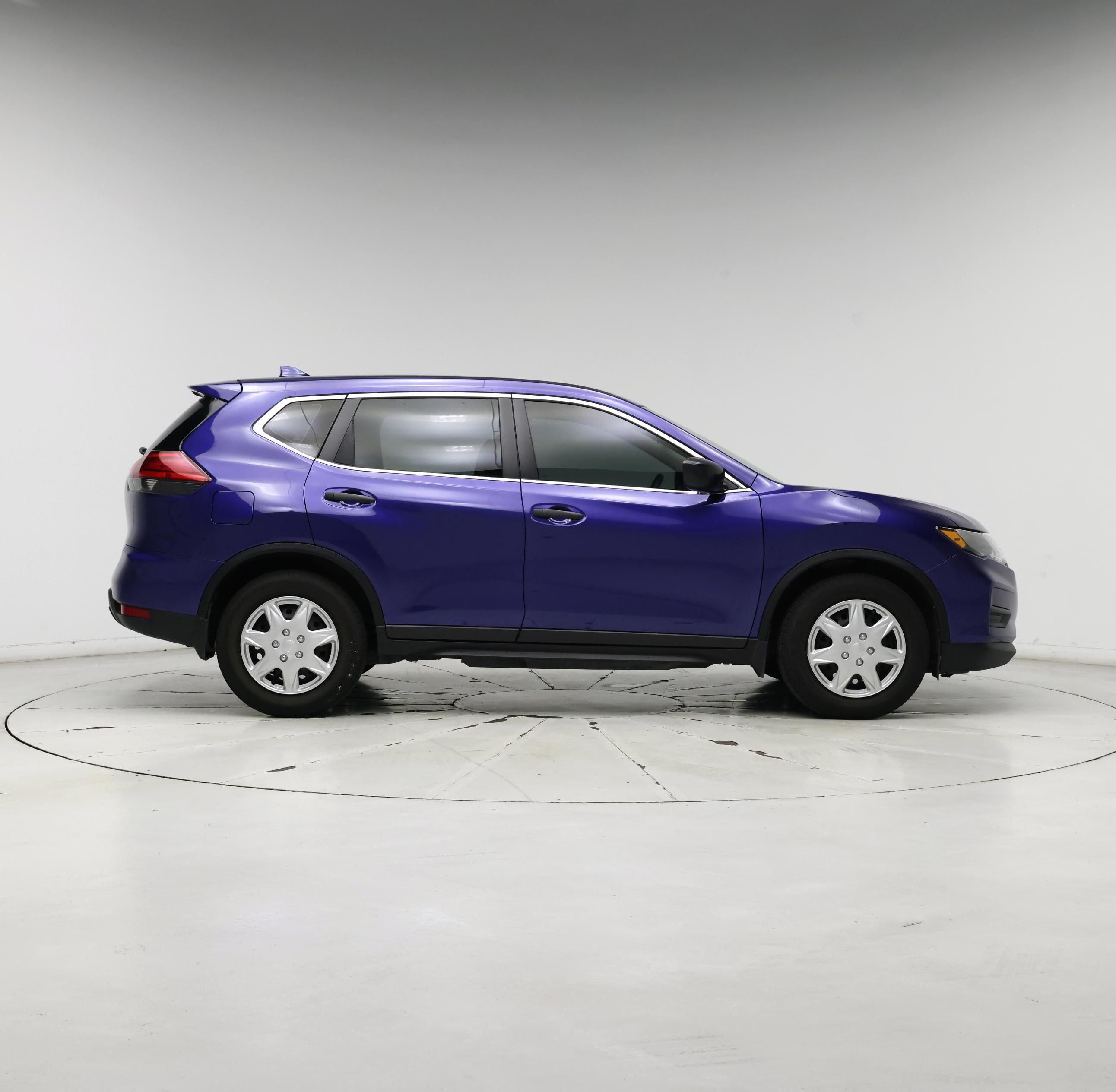 Thumbnail: 2017 Nissan Rogue - 7