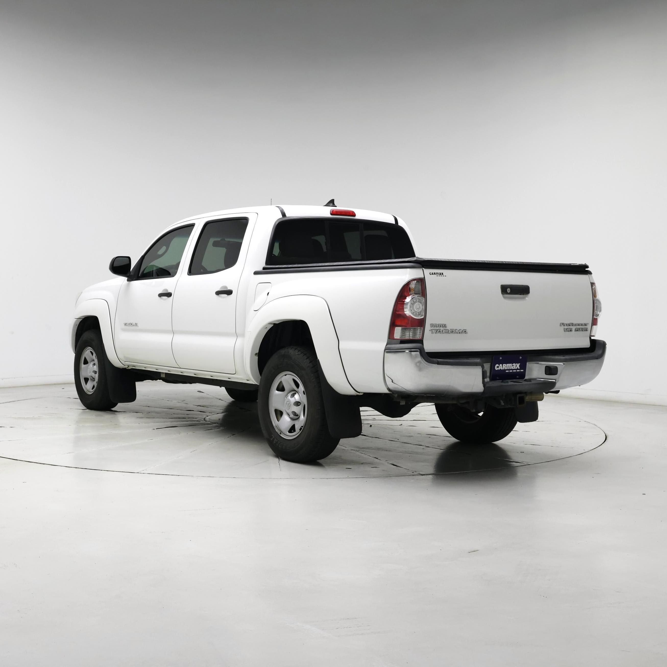 Thumbnail: 2015 Toyota Tacoma - 2