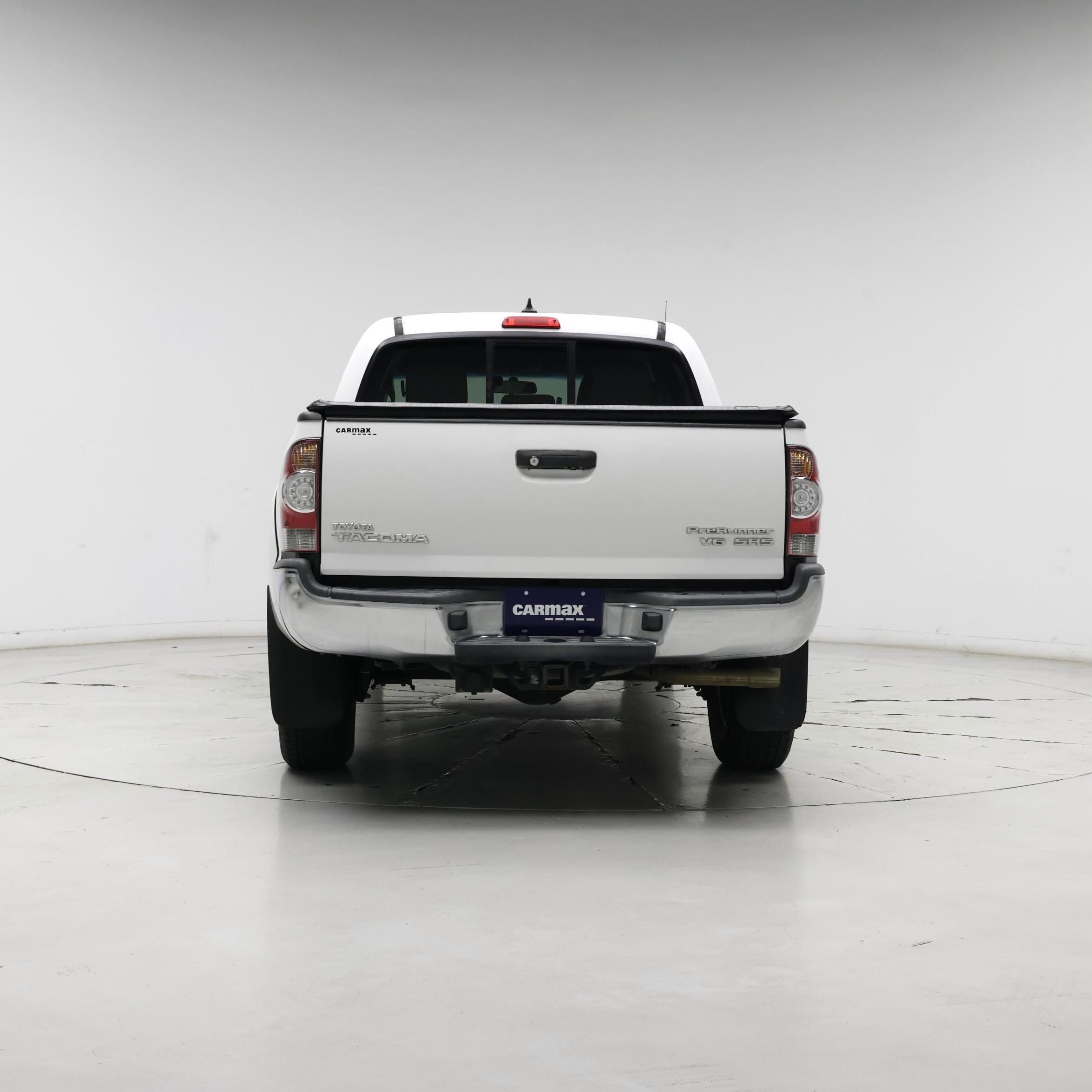 Thumbnail: 2015 Toyota Tacoma - 6