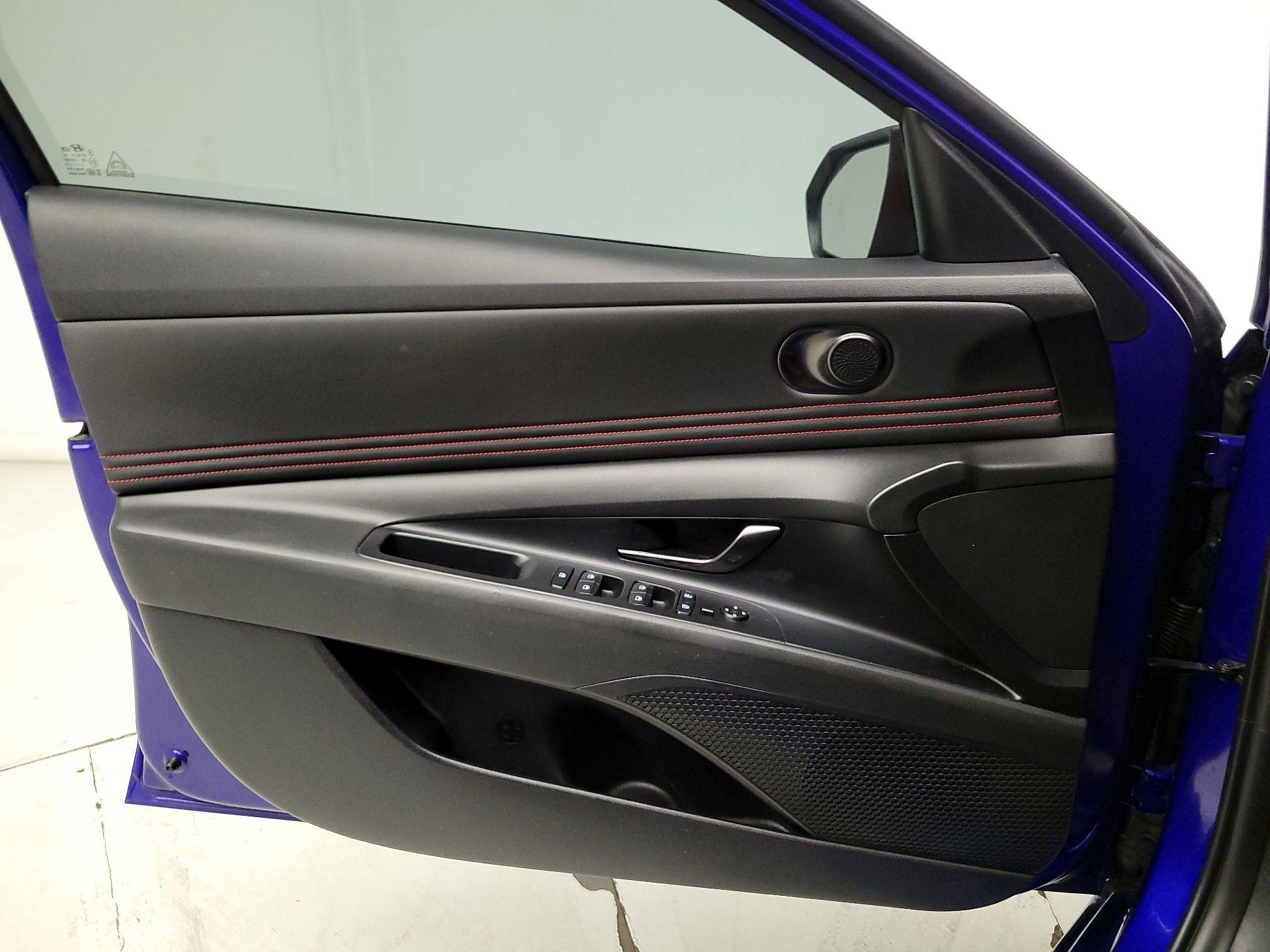 Thumbnail: 2023 Hyundai Elantra - 12