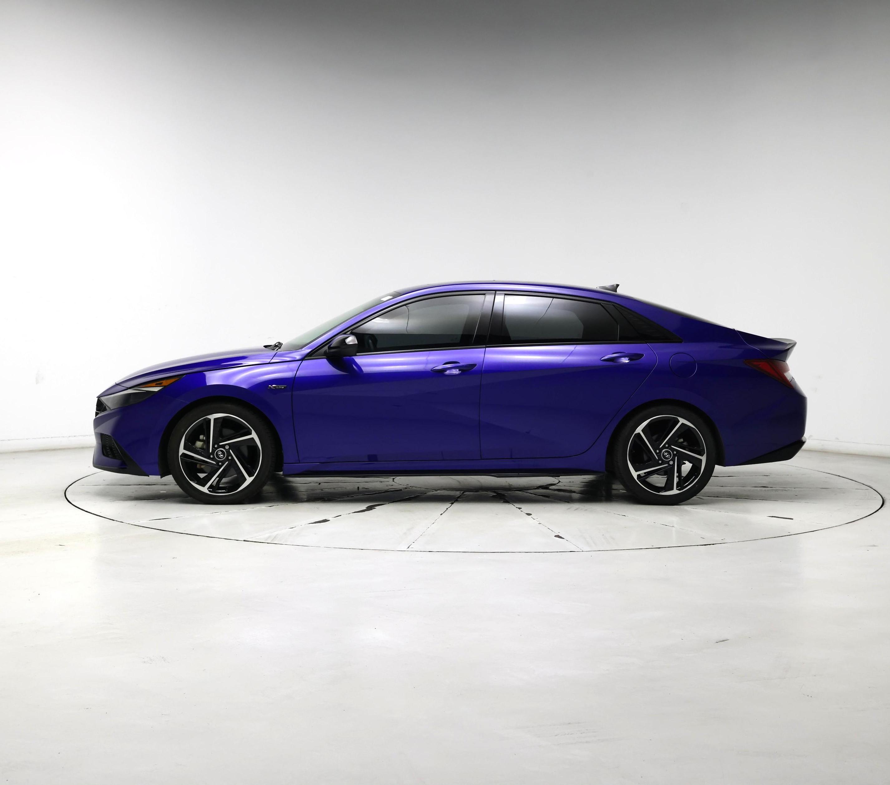 Thumbnail: 2023 Hyundai Elantra - 3