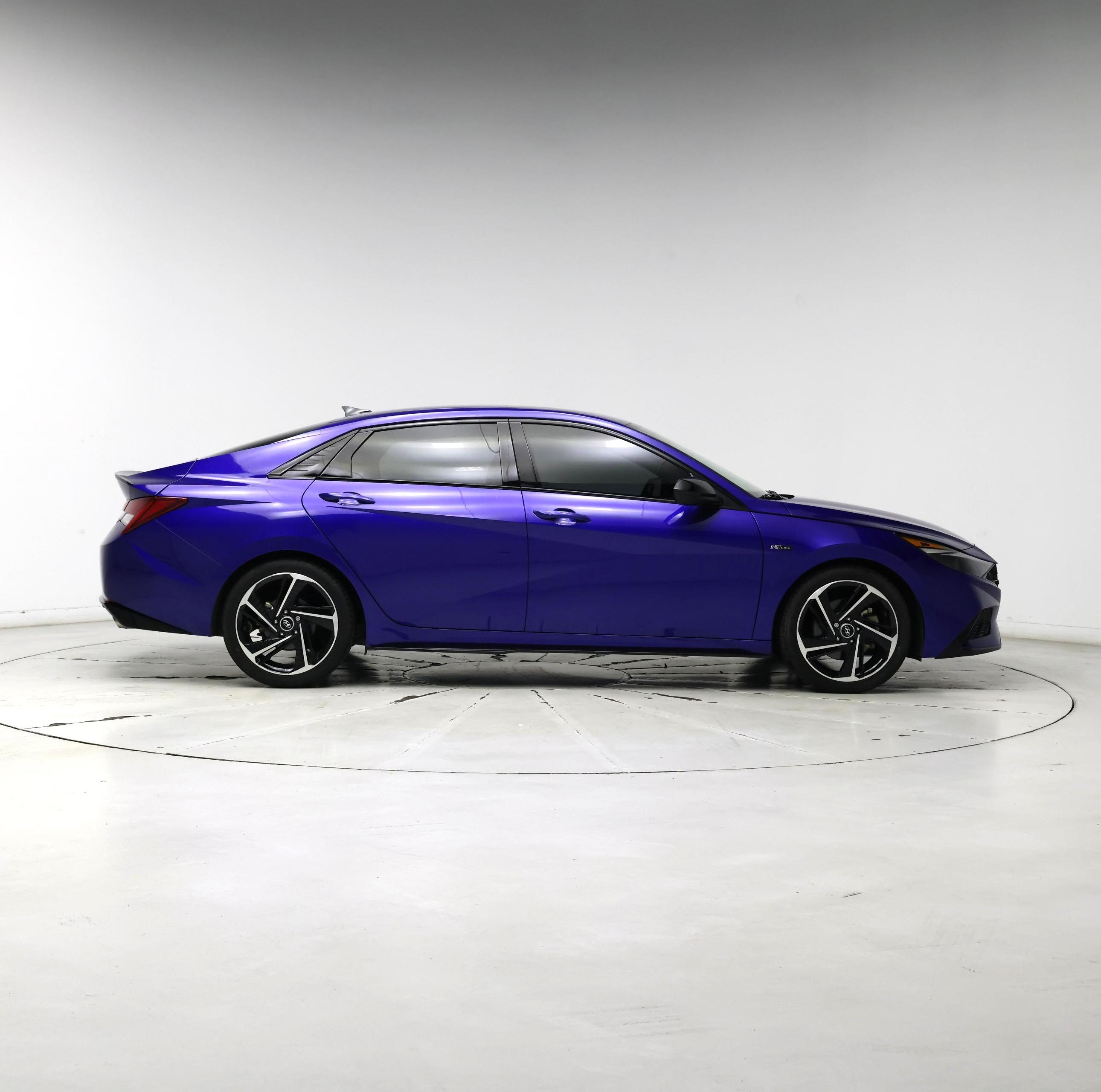 Thumbnail: 2023 Hyundai Elantra - 7