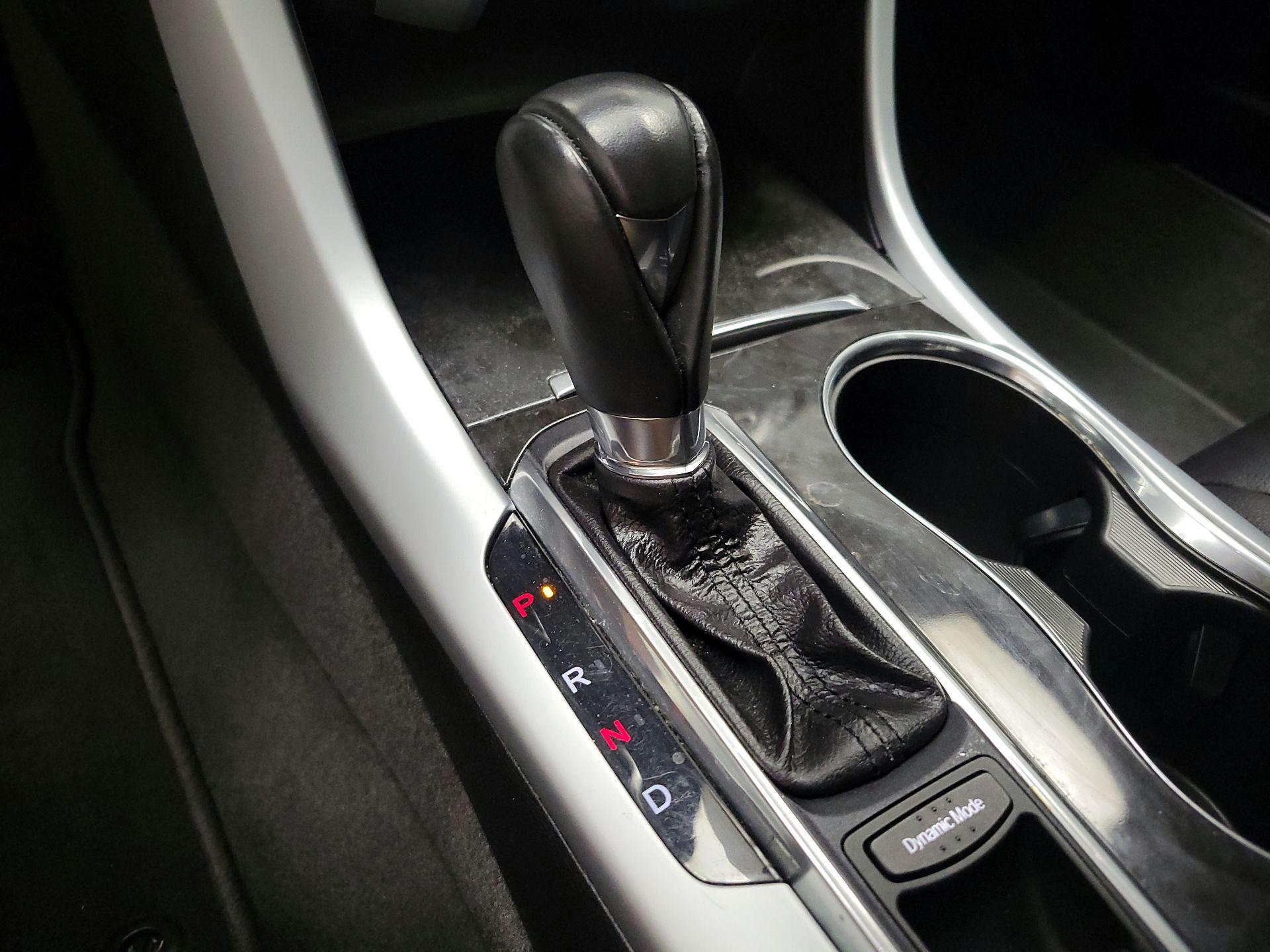 Thumbnail: 2019 Acura TLX - 17